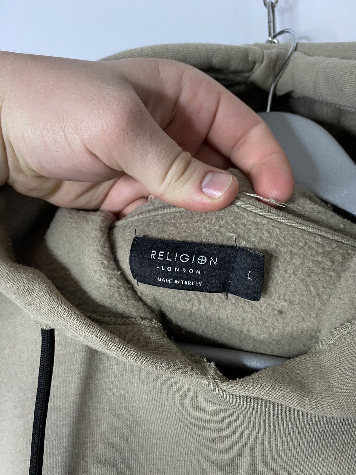 Vintage 🔥Vintage Religion Based Hoodie Pullover Mini Logo Biege🔥 Size US L / EU 52-54 / 3 - 7 Thumbnail