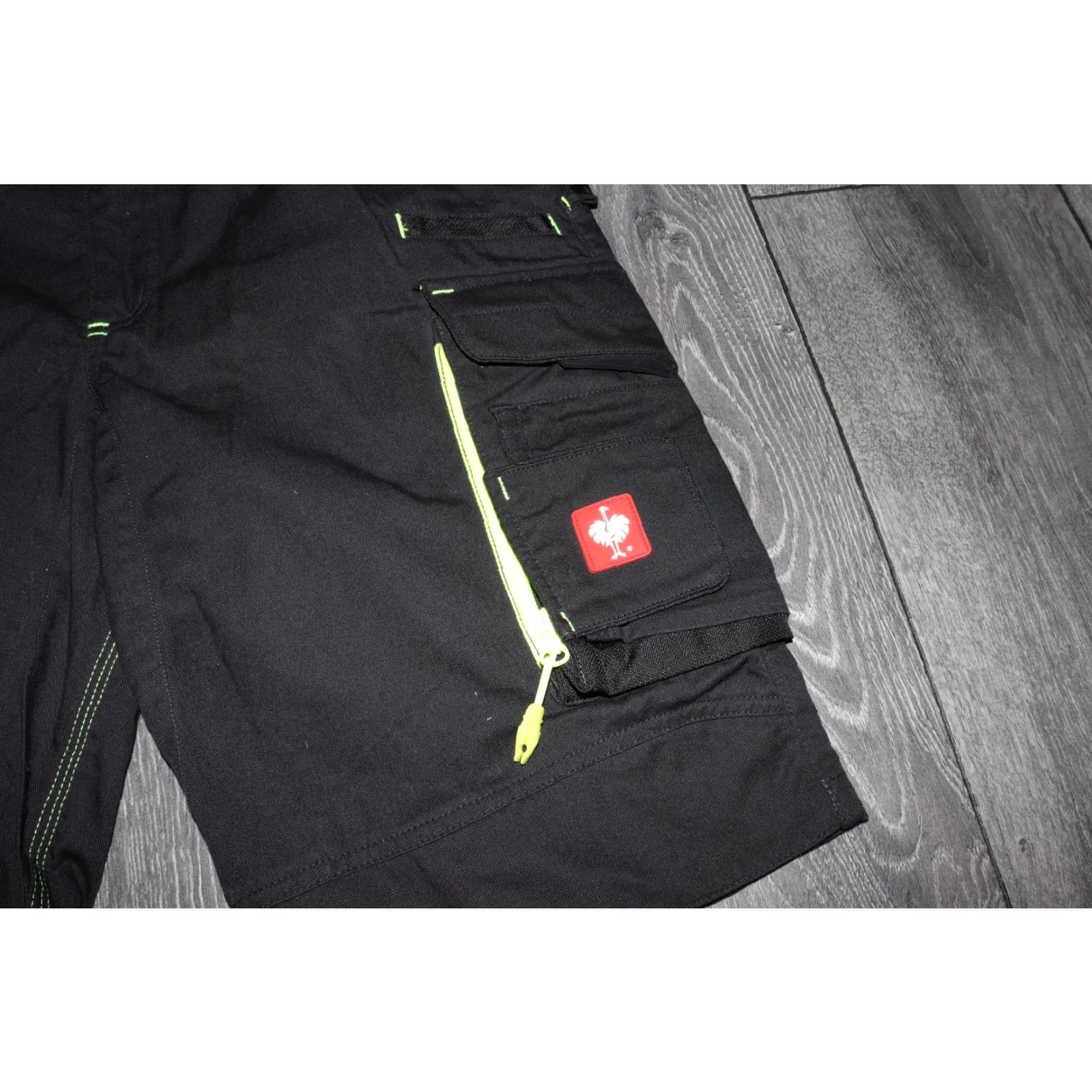 Vintage ENGELBERT STRAUSS E.S. MOTION 2020 SHORTS MENS EU 46 WORKWEAR WORK BLACK Size US 30 / EU 46 - 3 Thumbnail