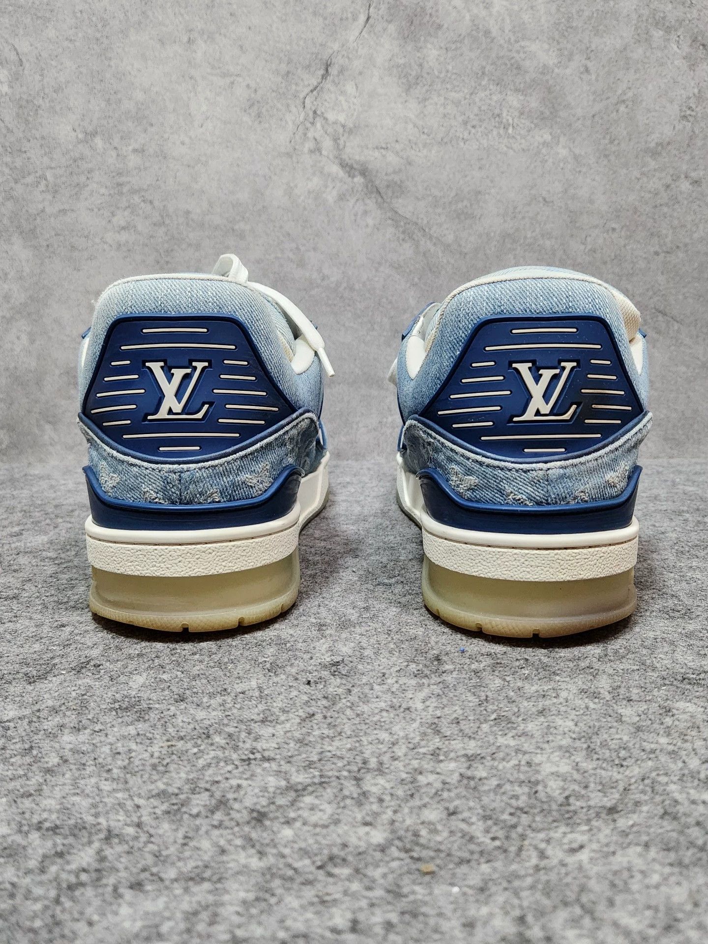 Louis Vuitton LOUIS VUITTON denim all-over print low-top casual sneakers Size US 7.5 / EU 40-41 - 2 Thumbnail
