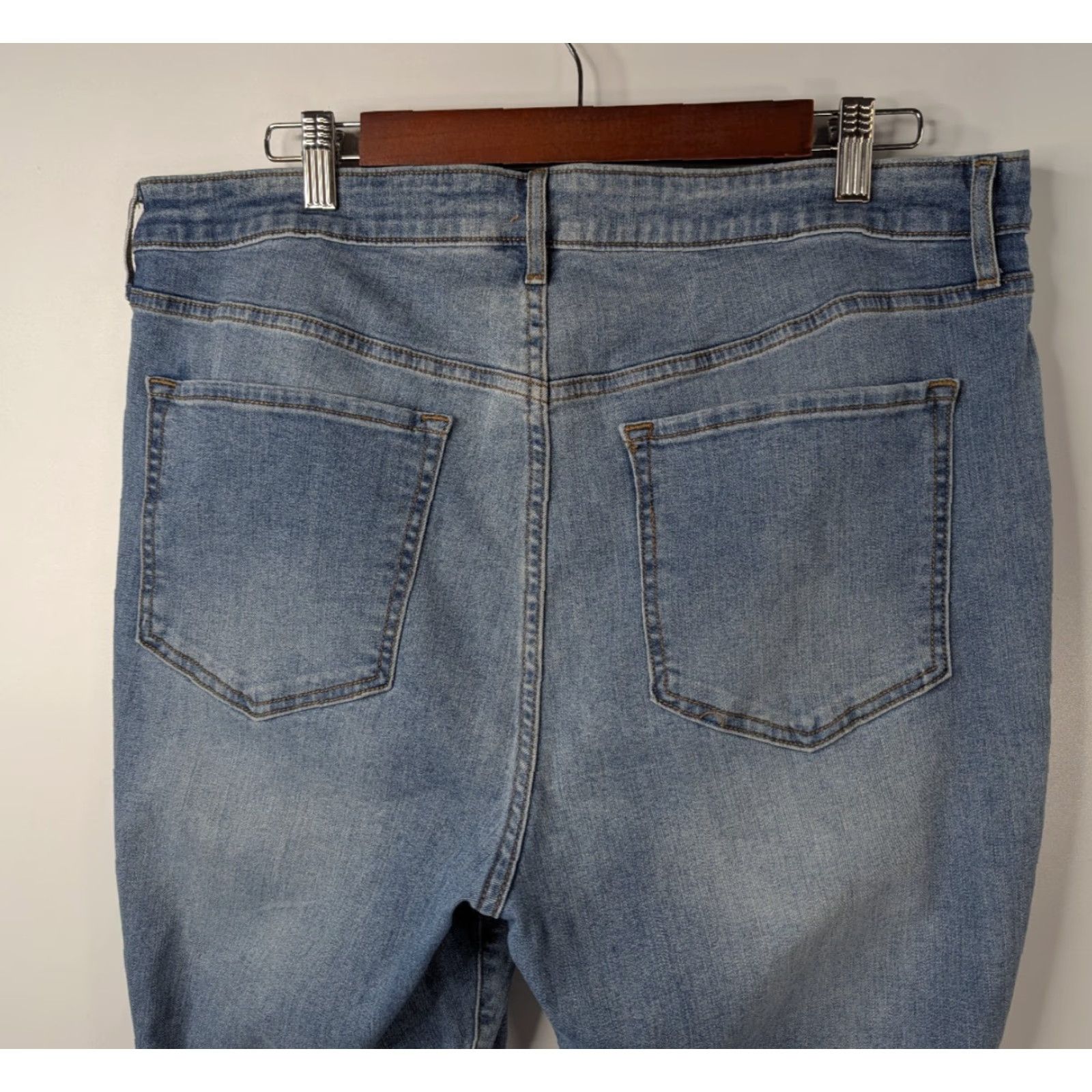 Old Navy Old Navy Rockstar Denim Jeans - High Rise Slim Fit 18 Plus Size Women’s Blue Cotton Stretch Denim Jeans Size 40" / US 18 - 4 Thumbnail