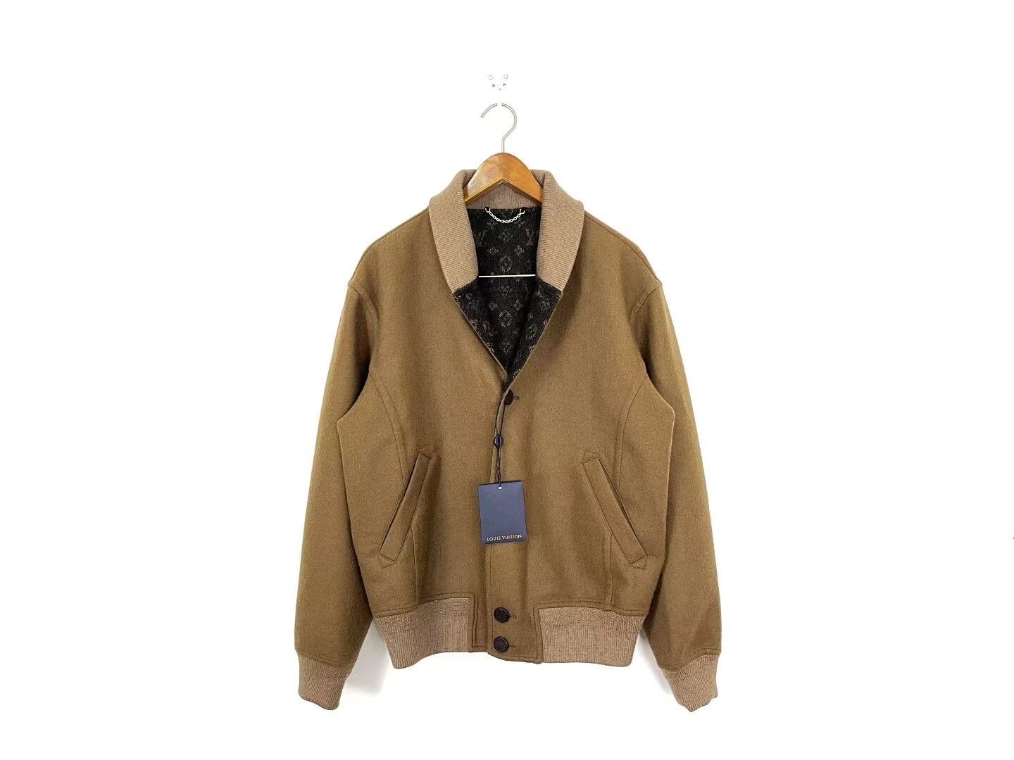 Louis Vuitton louis vuitton brown monogram cashmere jacket Size US L / EU 52-54 / 3 - 1 Thumbnail