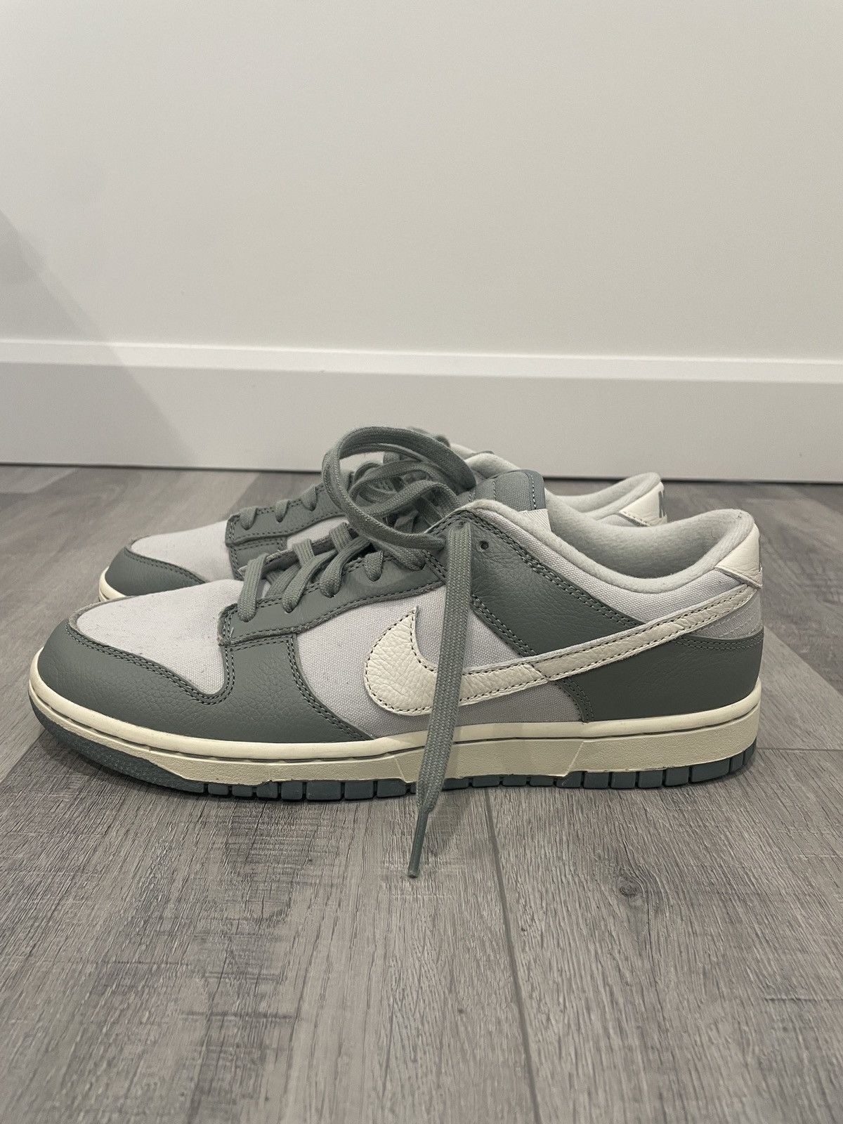 Nike Nike Dunk Low Mica Green Size US 10.5 / EU 43-44 - 5 Thumbnail