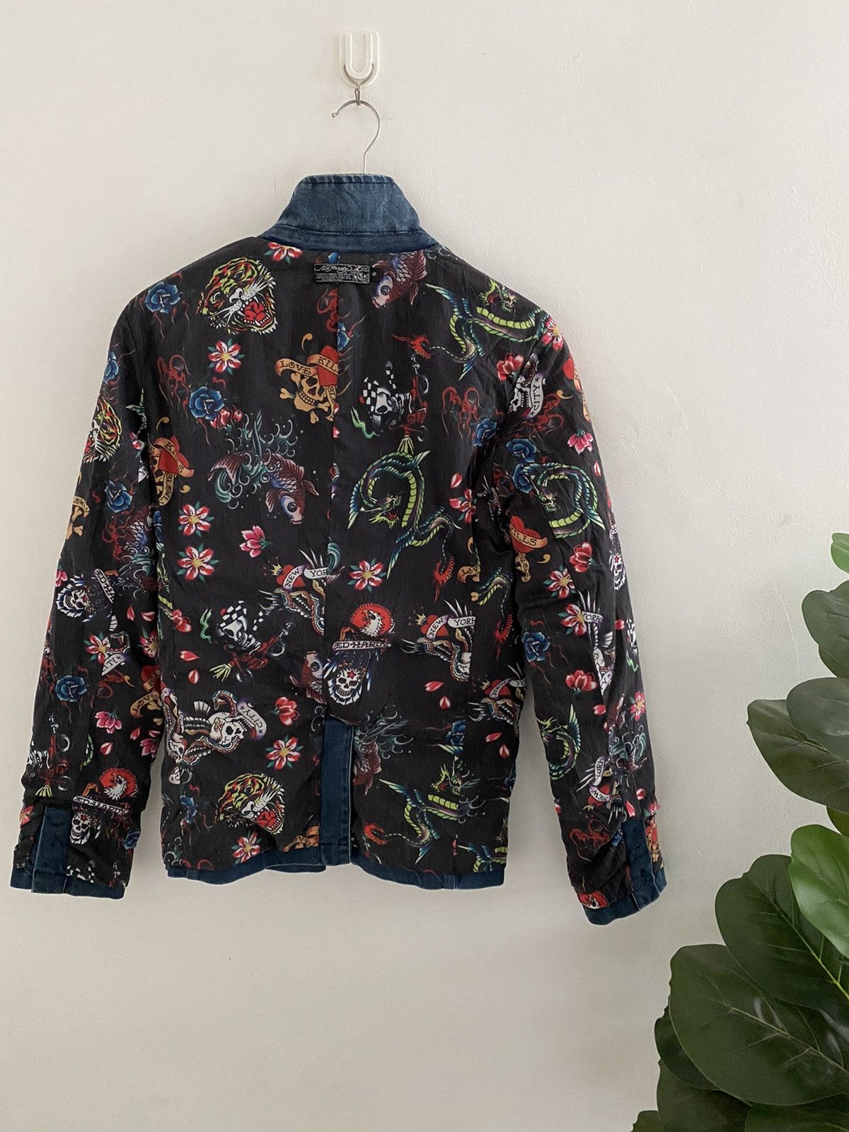 Christian Audigier Ed hardy Christian Audigier Fullprint Vintage Jacket Rare Size US S / EU 44-46 / 1 - 6 Thumbnail