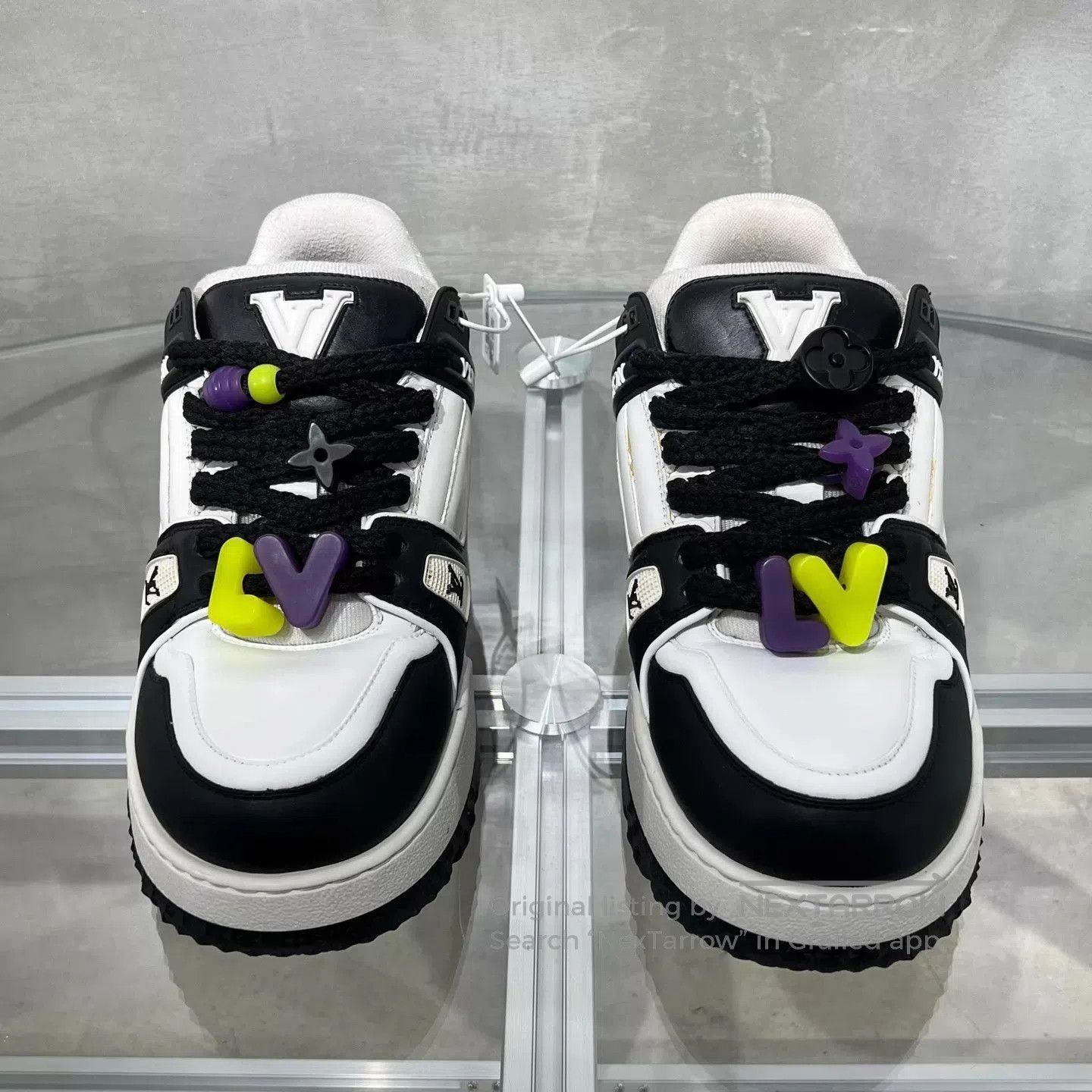 Louis Vuitton Multi Color Low. Size US 9 / EU 42 - 1 Thumbnail