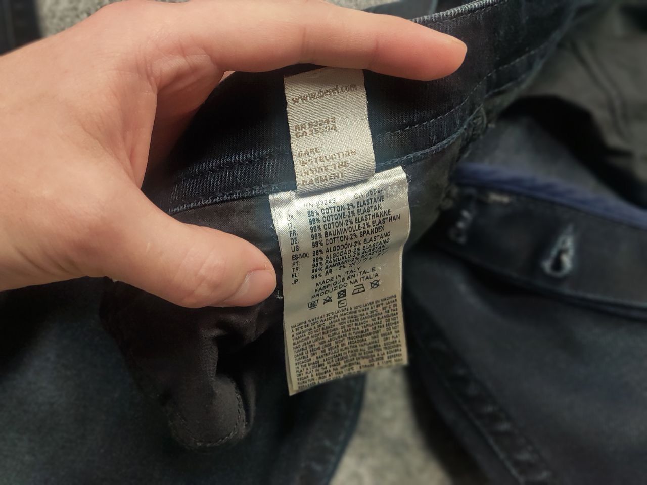 Diesel Diesel akee tapered Blue Faded denim Jeans Vintage Style Size US 32 / EU 48 - 17 Thumbnail