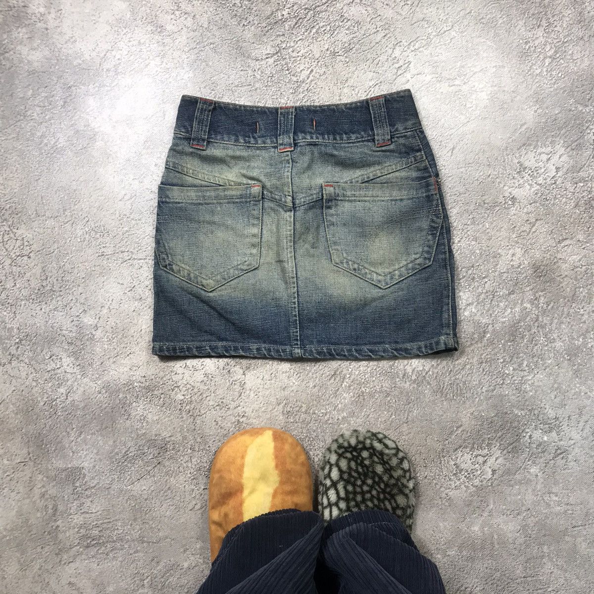 Vintage Vintage Y2K Sun Faded Mini Skirt Streetwear Grunge Slim 26 Size 26" / US 2 / IT 38 - 3 Thumbnail