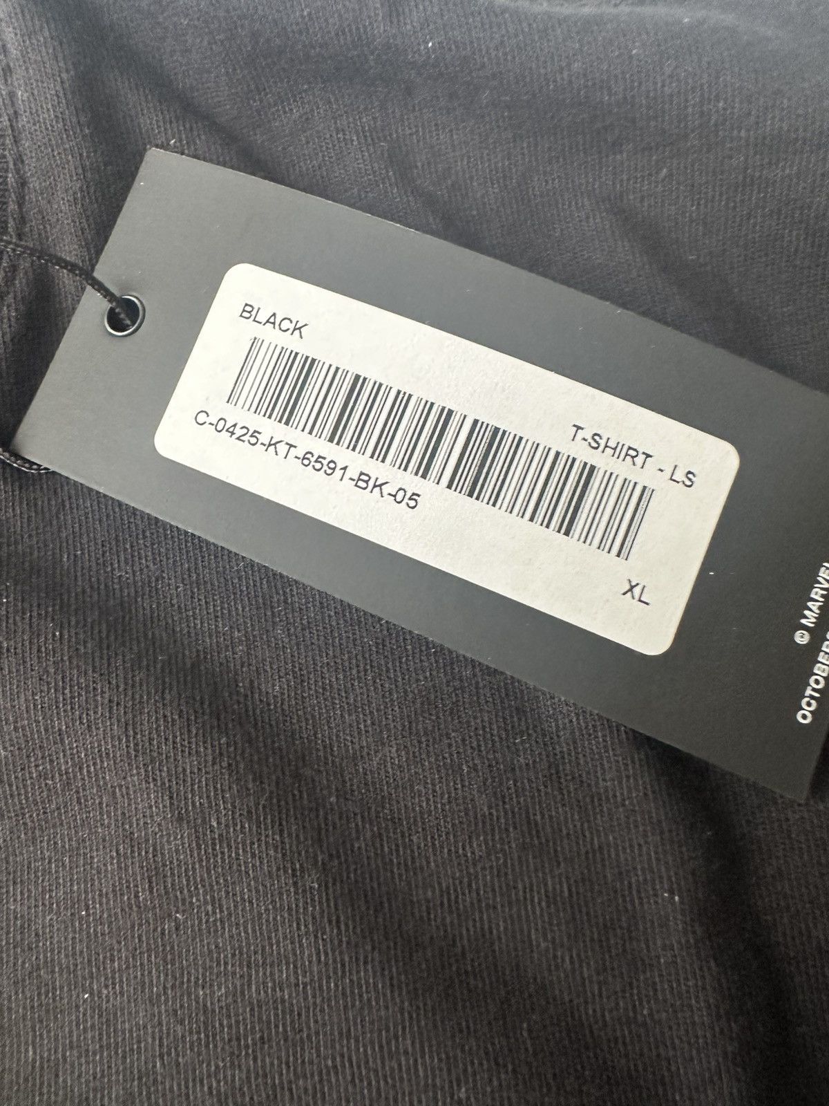 October's Very Own OVO x Marvel long tee XL Size US XL / EU 56 / 4 - 3 Thumbnail