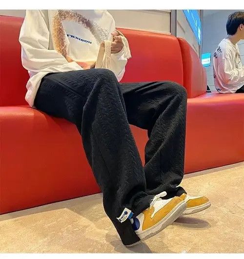 image of Vintage Street Sweatpants Fashion Loose Casual in Black, Men's (Size 32)