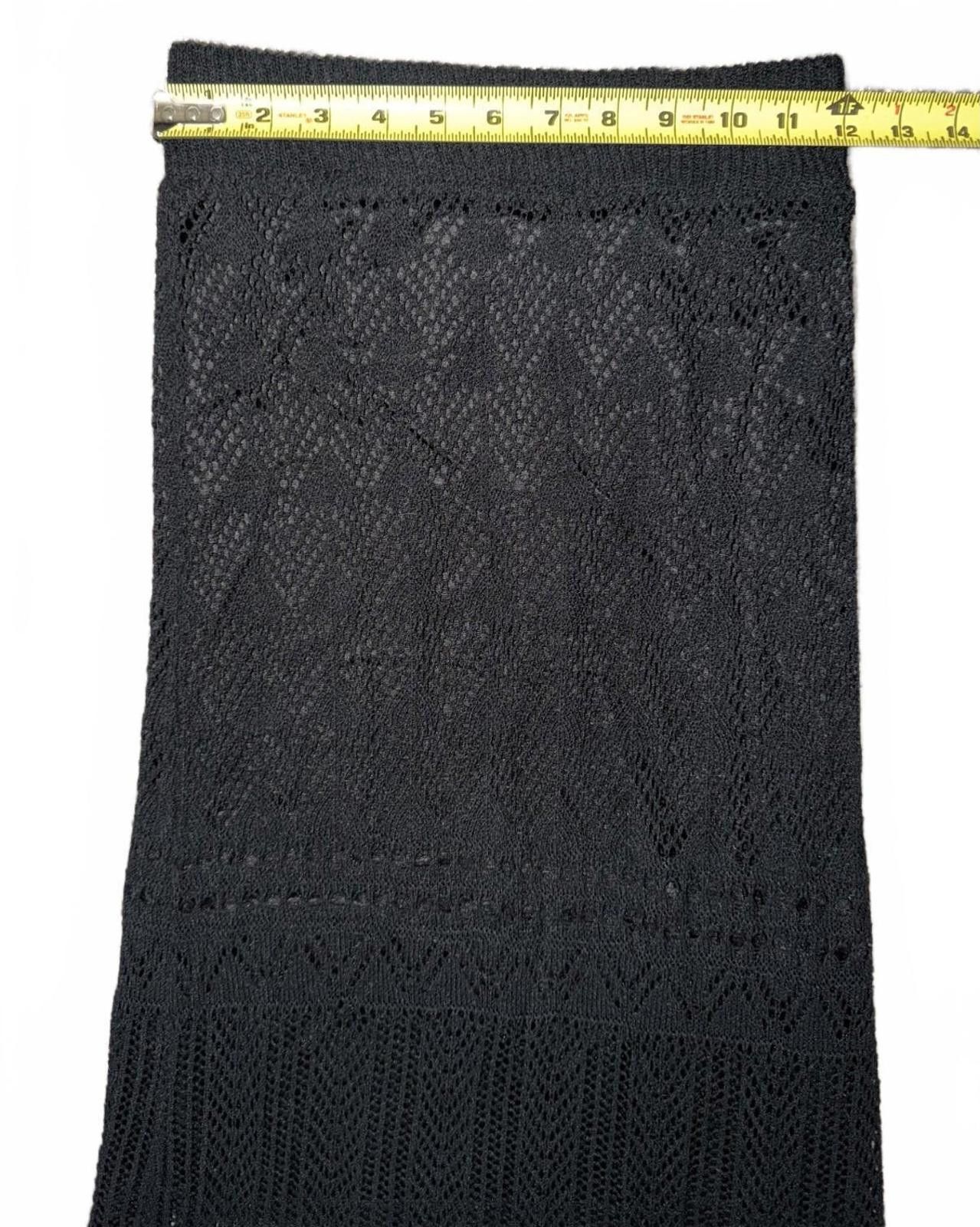 The Unbranded Brand Unbranded Knit Patterned Skirt in Black (SMALL) Size 28" / US 6 / IT 42 - 4 Thumbnail