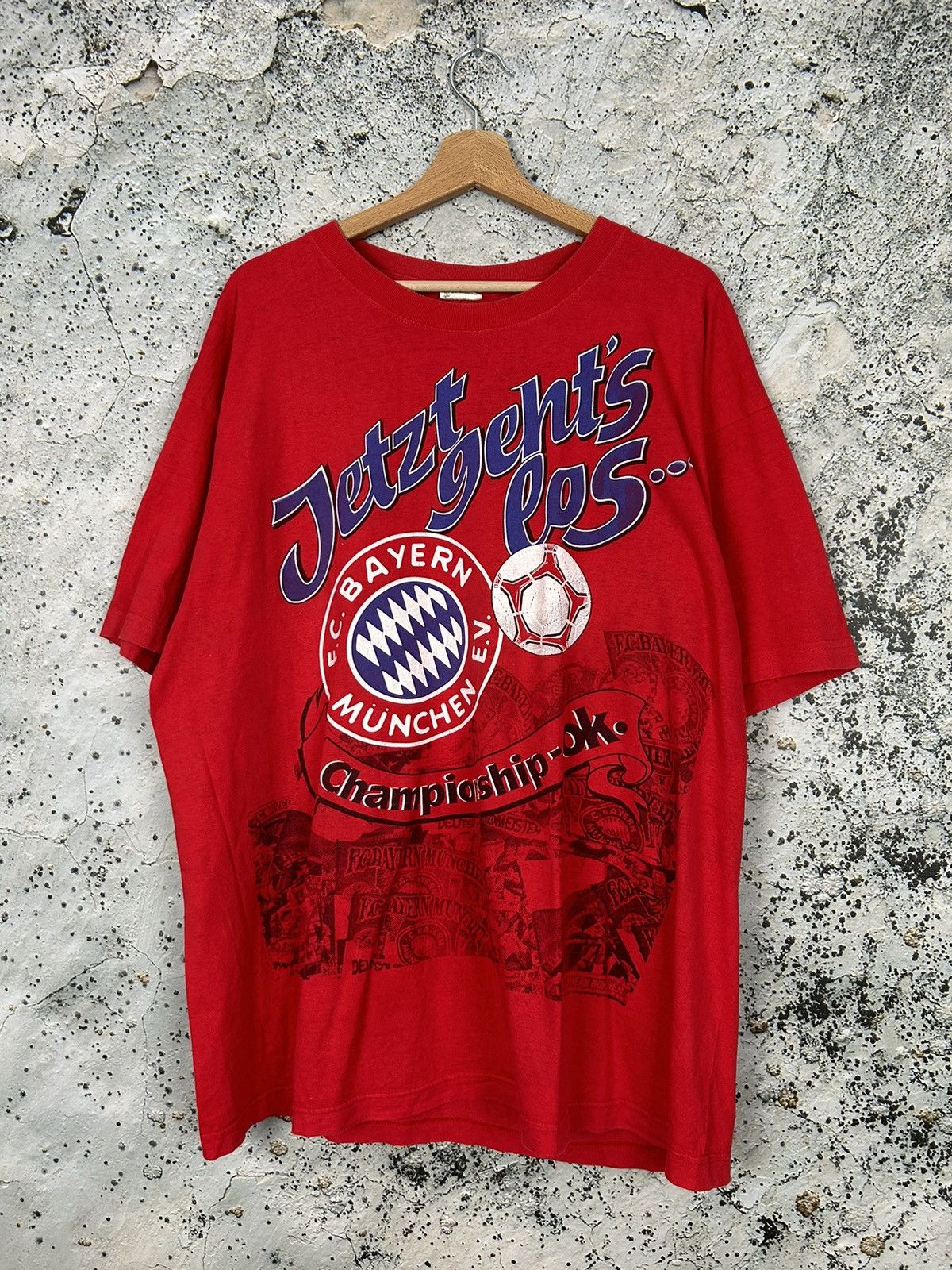 Vintage Bayern Munchen Graphic Tee Football Soccer 90s