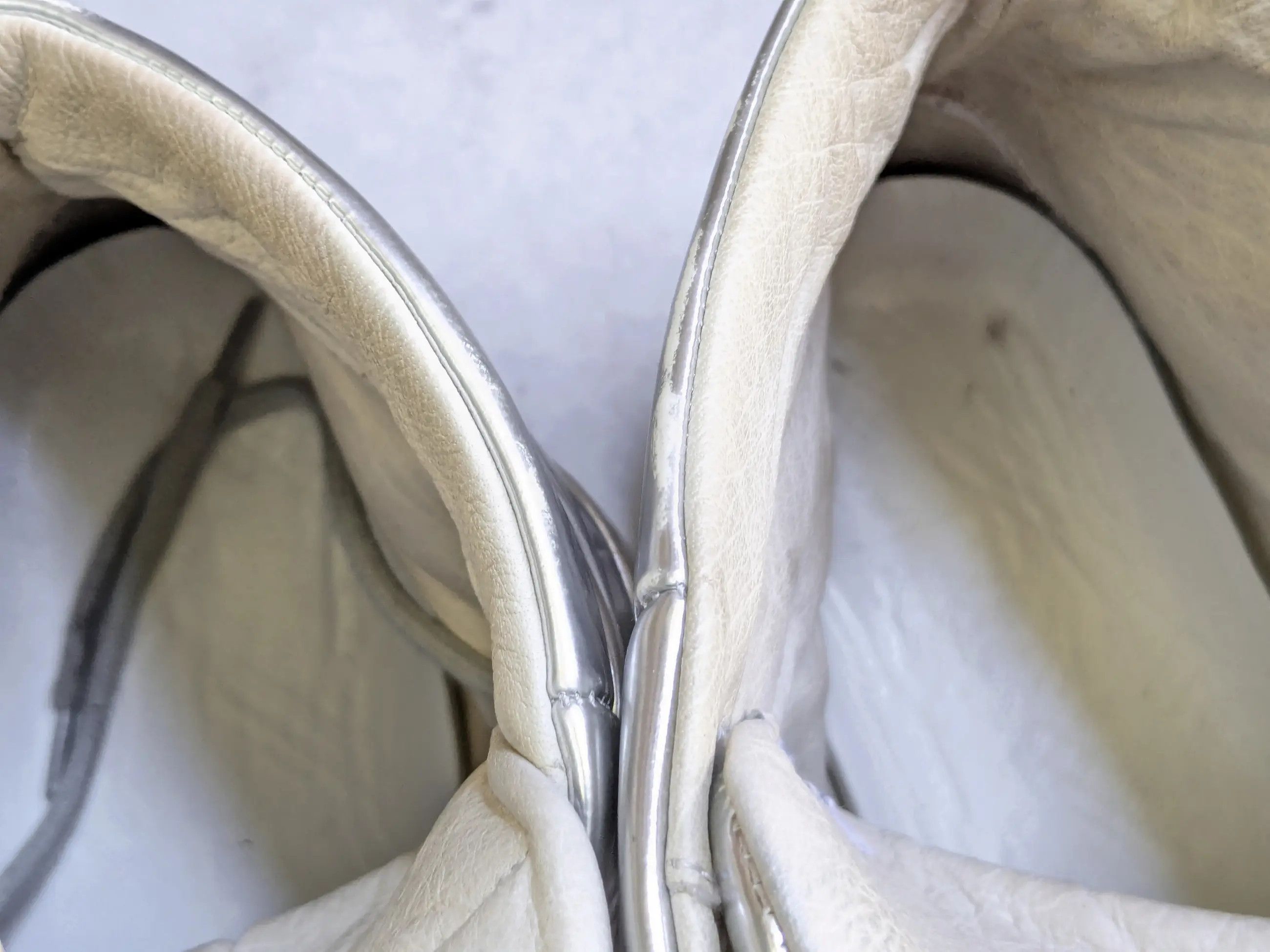 Maison Margiela Maison Margiela Future Silver High Top Sneakers 13 46 Size US 13 / EU 46 - 9 Thumbnail