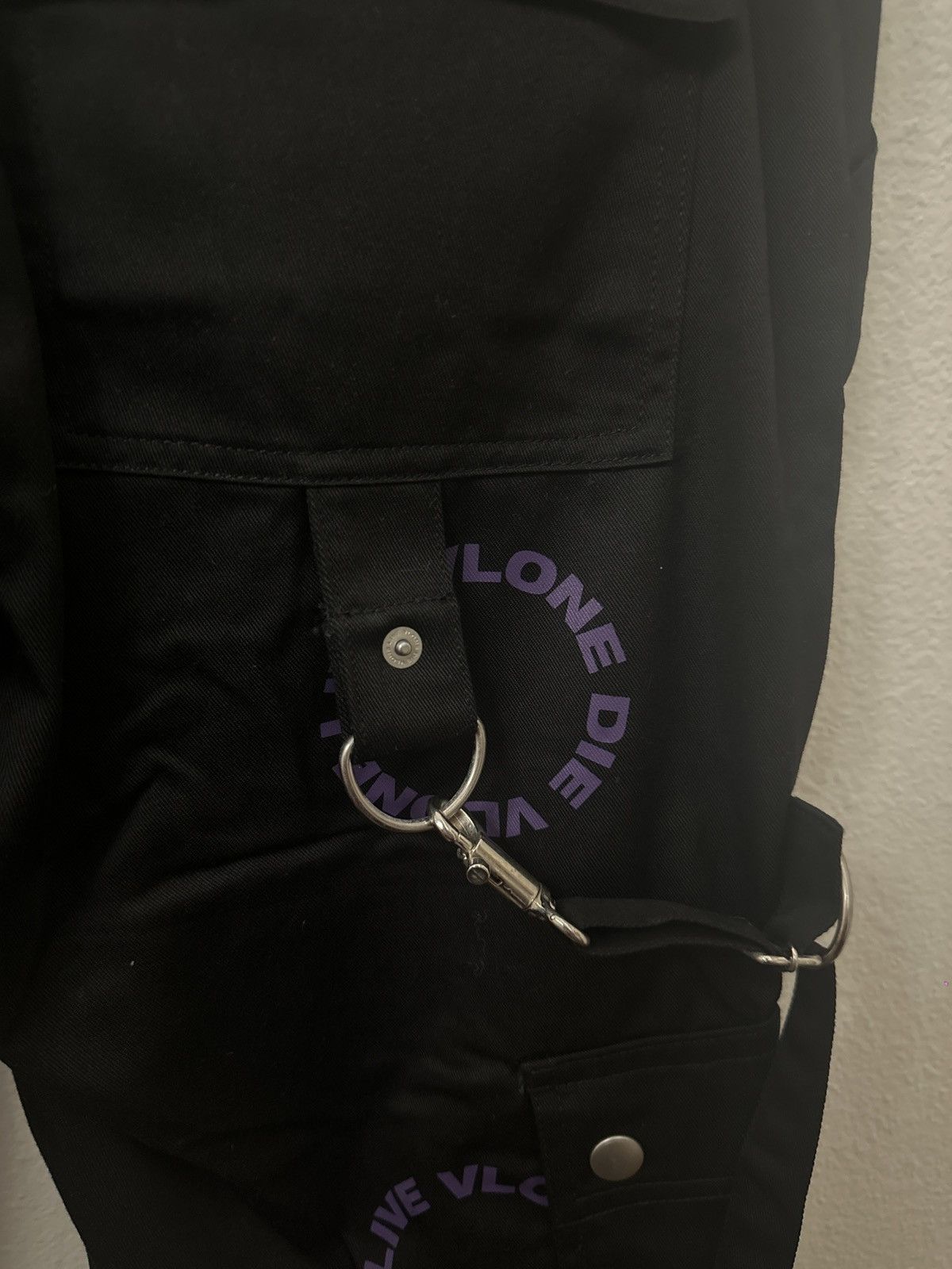 Vlone Brand New Rare Vlone Black Purple Bondage Pants Size 30/M Size US 30 / EU 46 - 3 Thumbnail