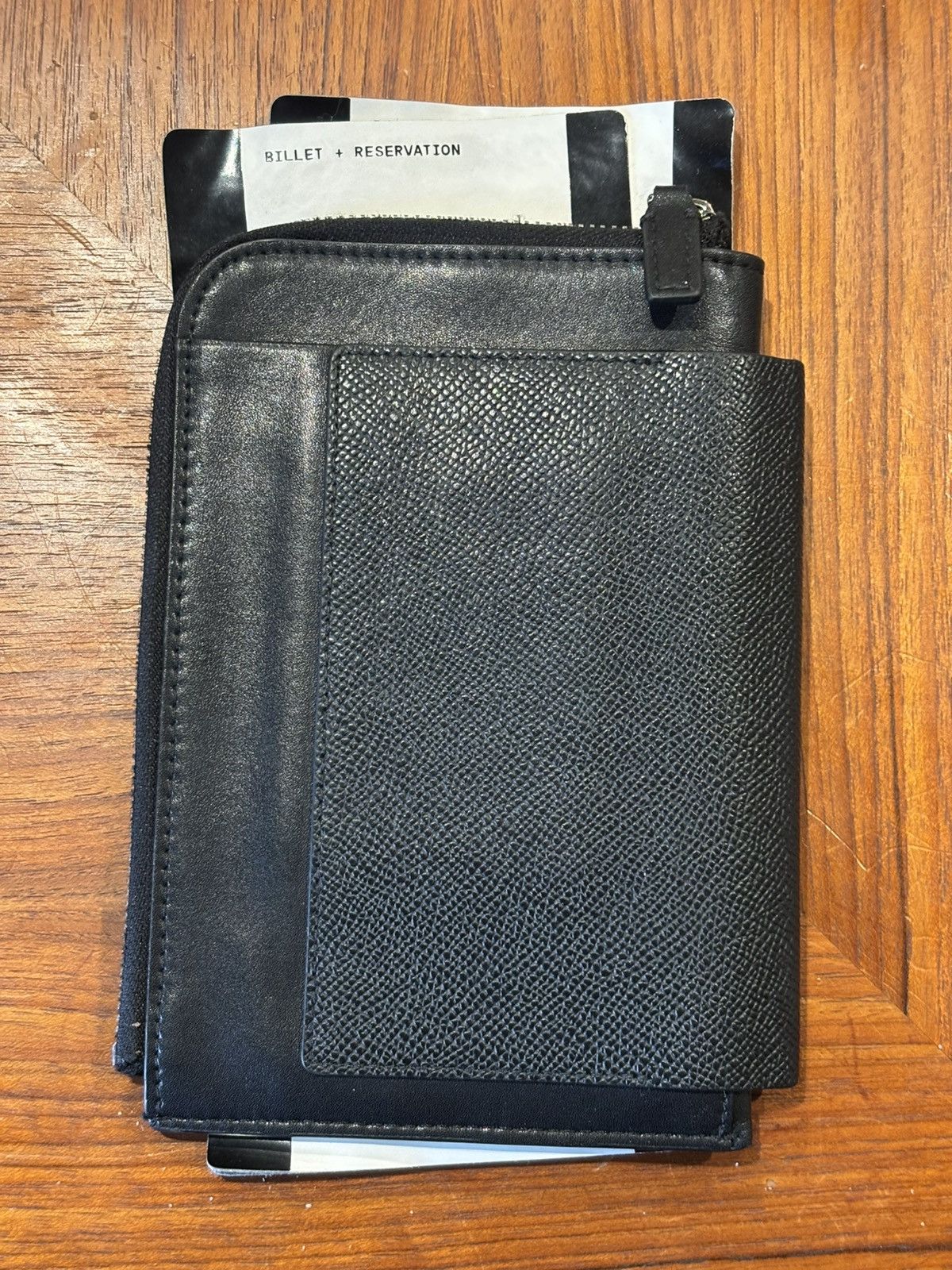 Balenciaga Balenciaga Black Passport Ticket Zip Wallet Size ONE SIZE - 2 Thumbnail