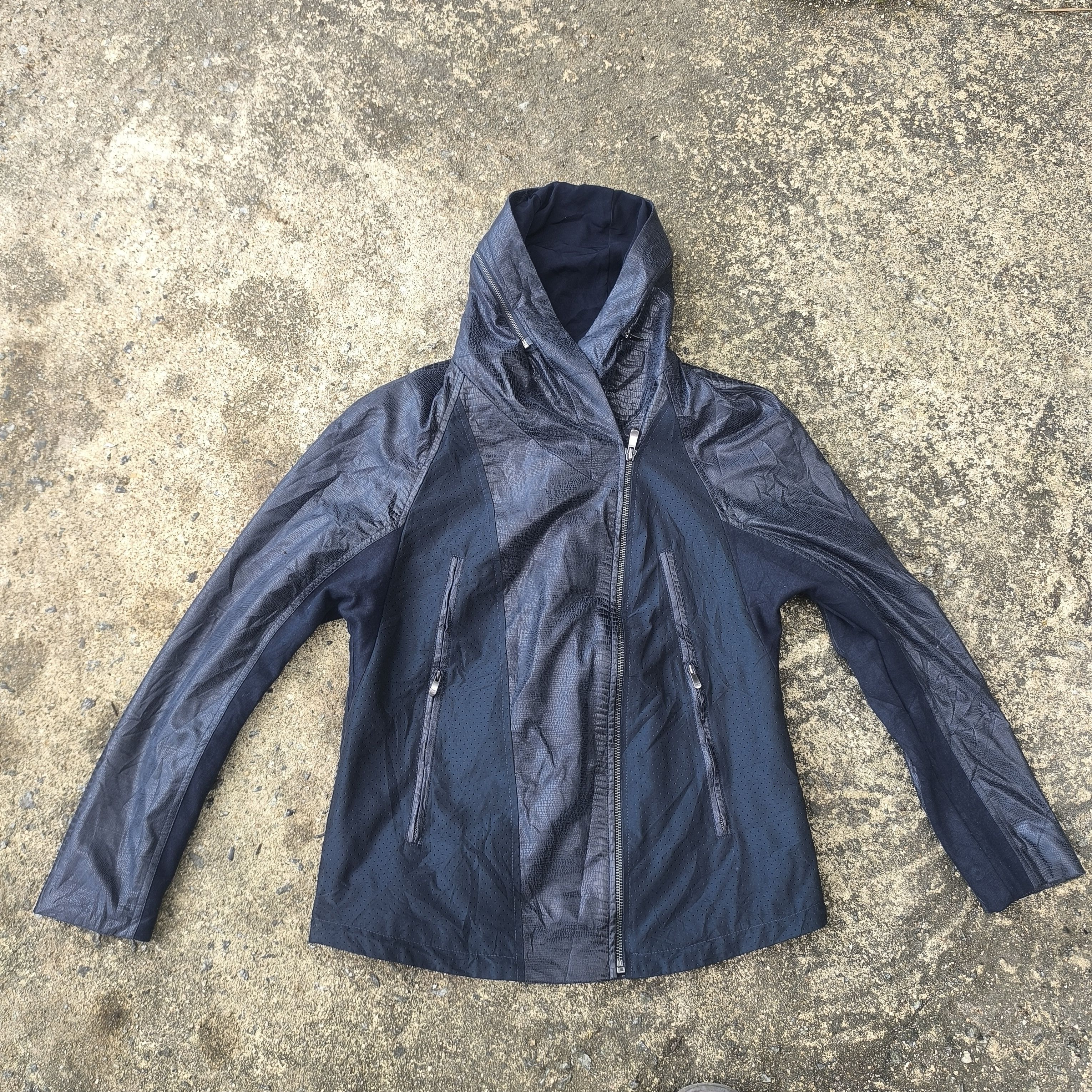 Other CROCODILE ASSYMETRICAL JACKET DYSTOPIAN POST APOCALYPT Size M / US 6-8 / IT 42-44 - 9 Thumbnail