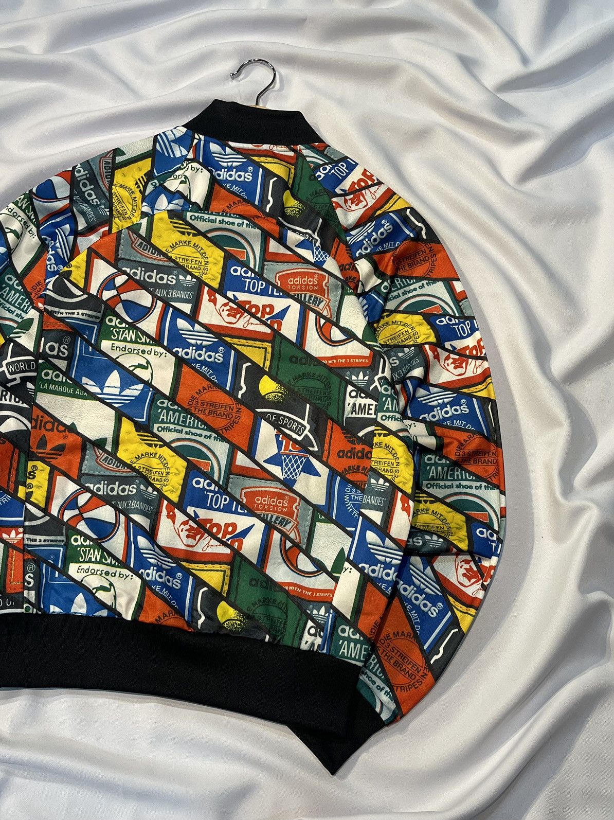 Adidas × Vintage ADIDAS BOMBER BANNERFLAG FULLPRINT JACKET Size US L / EU 52-54 / 3 - 4 Thumbnail