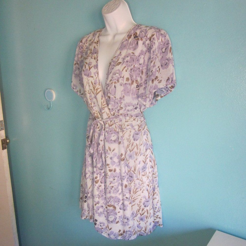 Chan Luu Chan Luu Purple Floral Wrap Dress Size M Size M / US 6-8 / IT 42-44 - 7 Thumbnail
