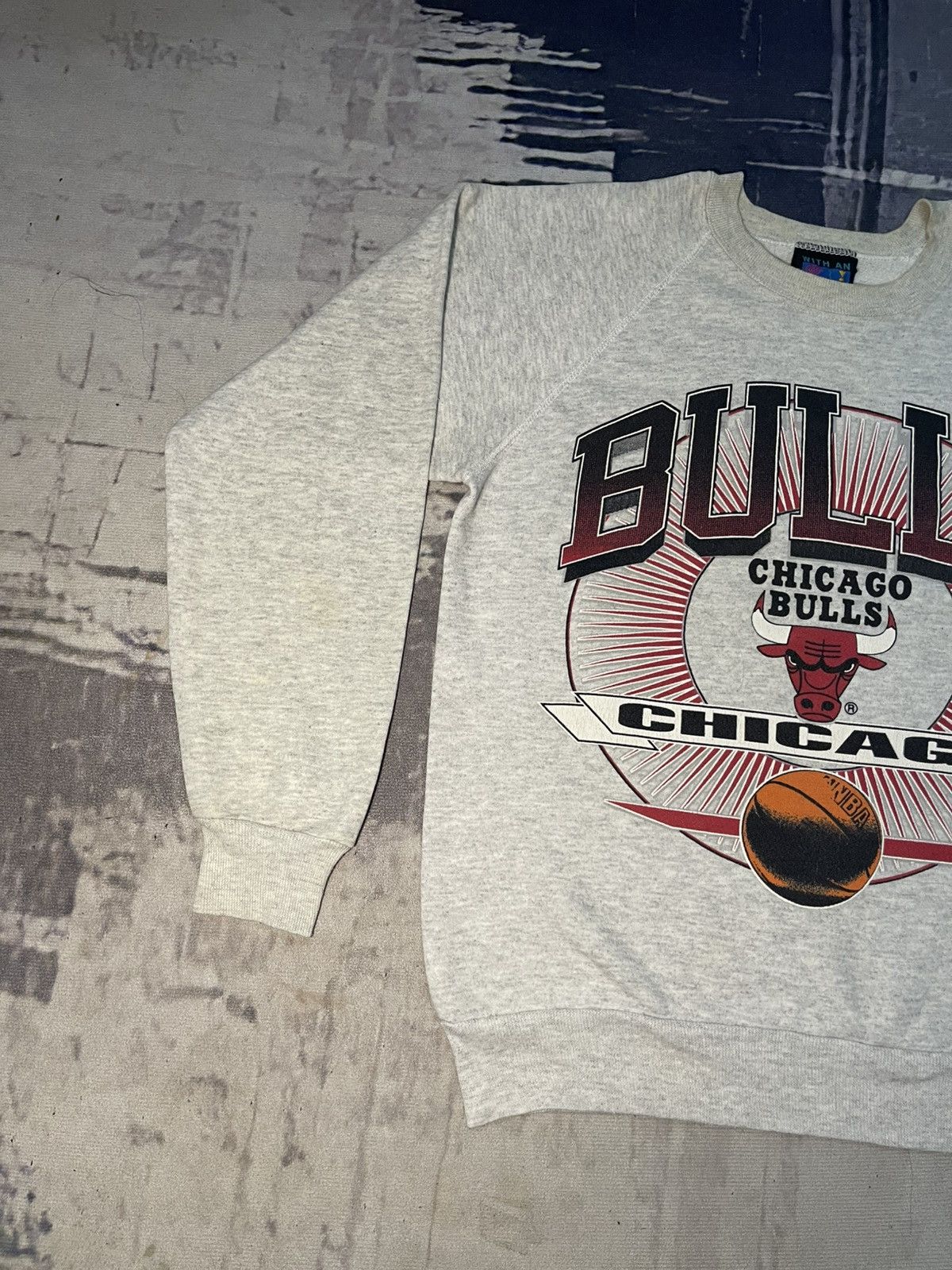 Logo 7 90s CHICAGO BULLS LOGO 7 BIG LOGO CREWNECK Size US L / EU 52-54 / 3 - 4 Thumbnail