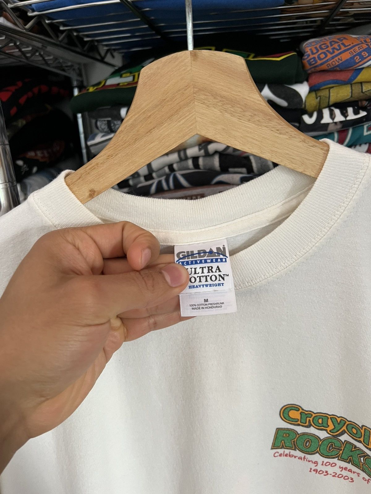 Gildan 2003 Crayola 100th Anniversary Still Rocks Promo Tee Size US M / EU 48-50 / 2 - 4 Thumbnail