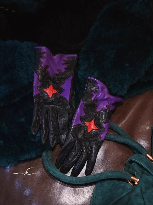 Fendi Fendi Vintage Leather Witch Gloves Women's Size 8 Size ONE SIZE - 1 Thumbnail