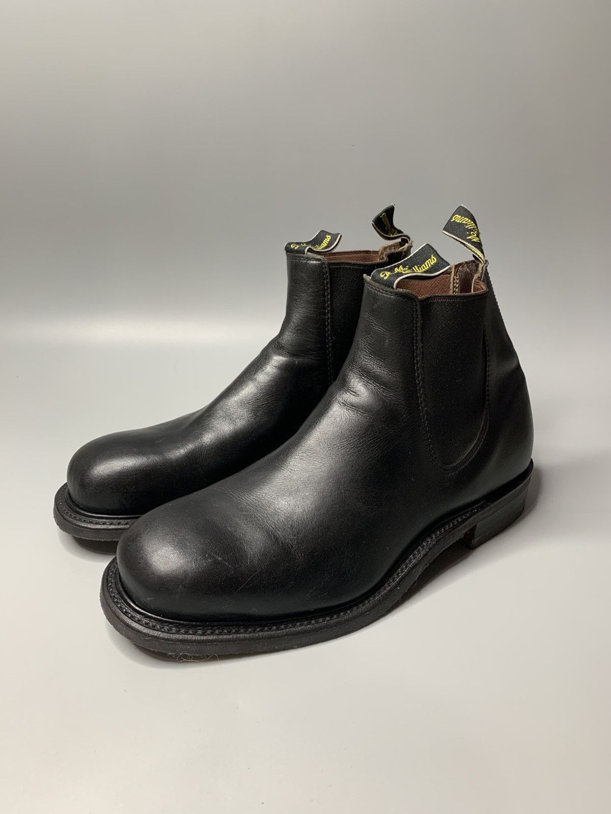 R.M. Williams Boots Mens Size 9.5 D Black Leather Chelsea Square Toe Ankle f46fe66f-6d4d-4aeb-8e96-  main image 2
