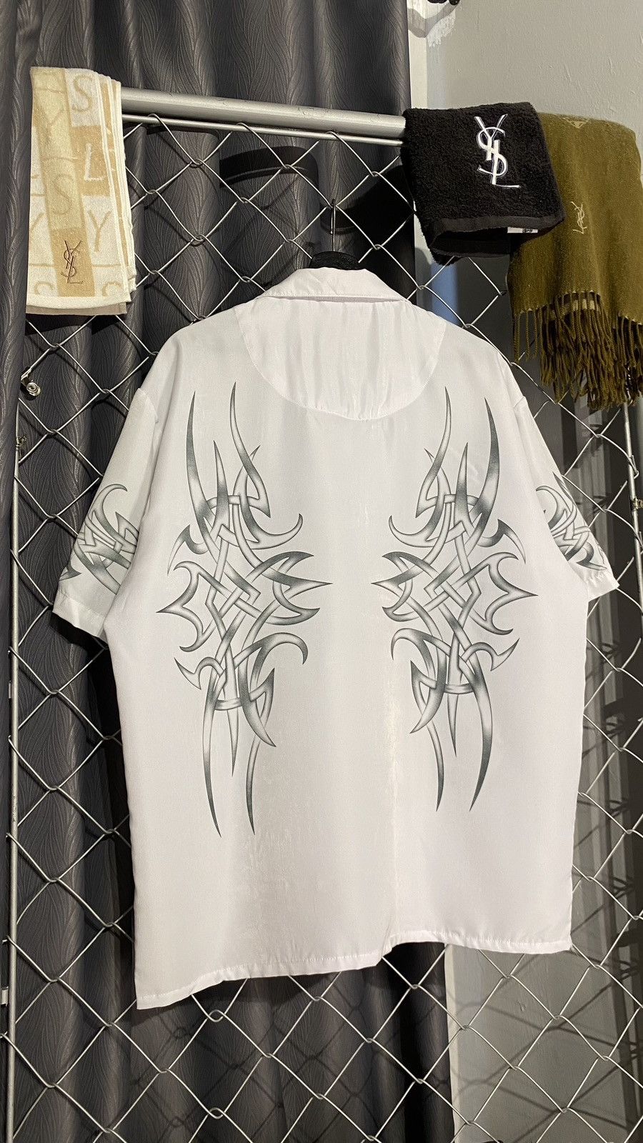 Vintage Y2K Sapphire Lounge Shirt Graphic Satin Open Collar Large Size US L / EU 52-54 / 3 - 5 Thumbnail