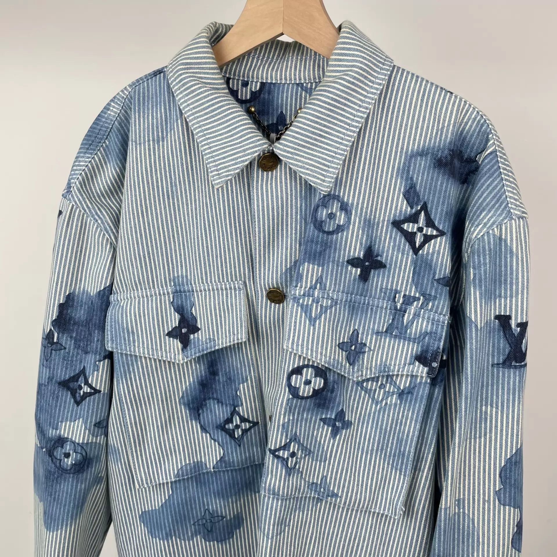 Louis Vuitton LV Denim Monogram Blue M Jacket 21 Size US M / EU 48-50 / 2 - 7 Thumbnail