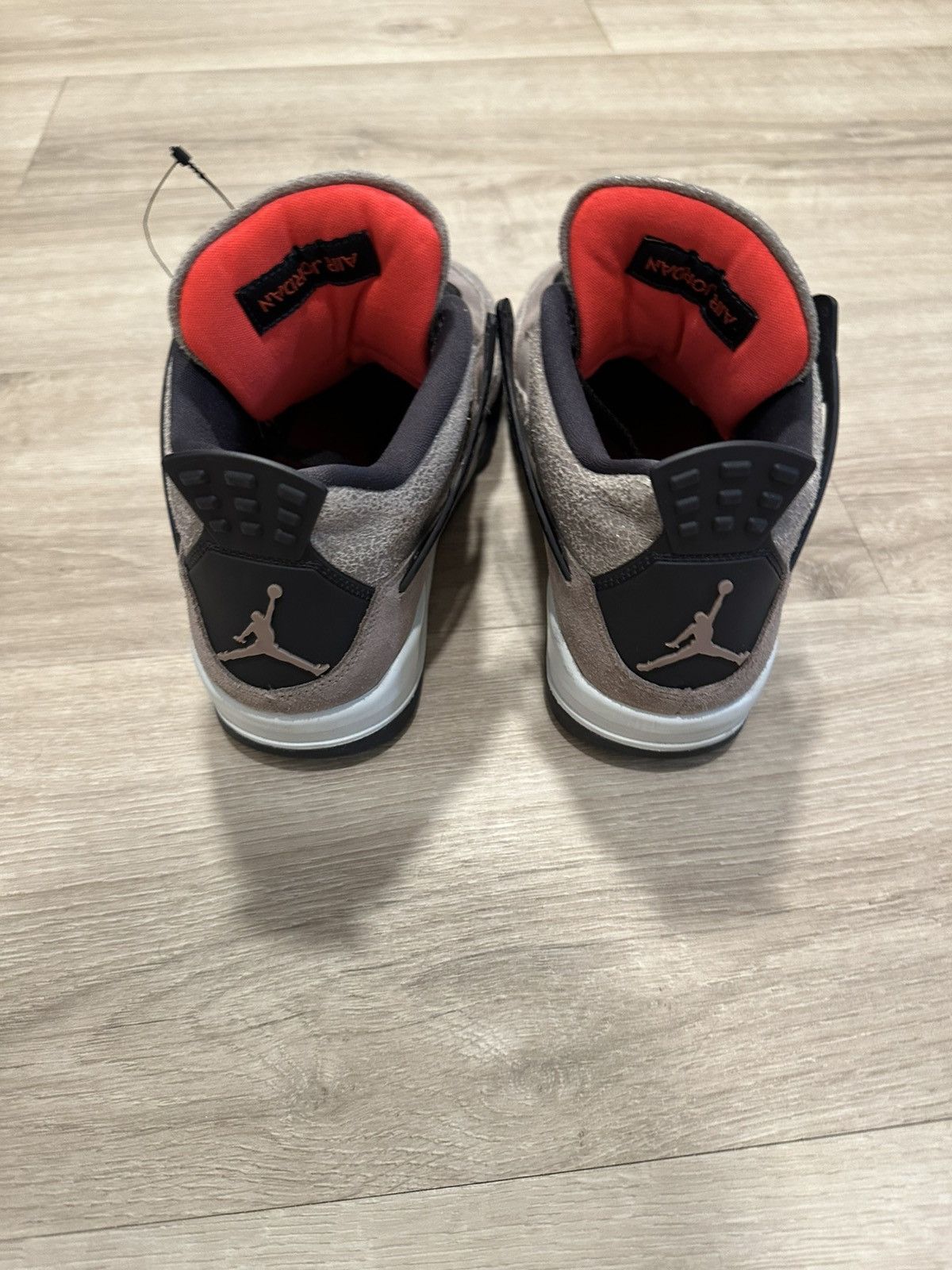 Jordan Brand Air Jordan 4 Retro "Taupe Haze" Size US 7 / EU 40 - 3 Thumbnail