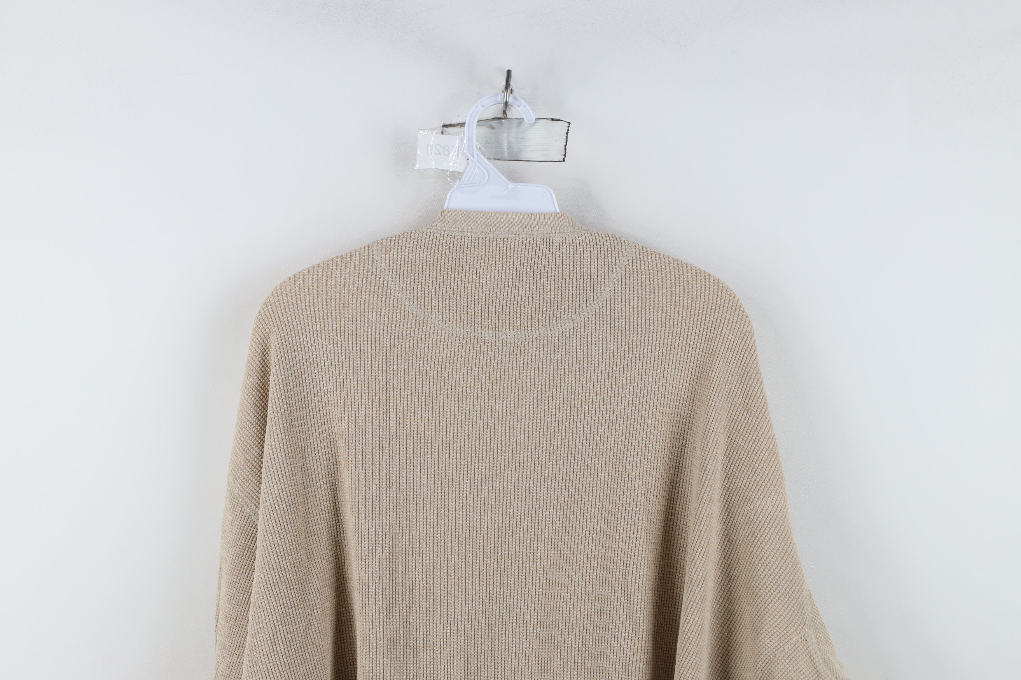 Vintage Vintage 90s Streetwear Thermal Waffle Knit Henley T-Shirt Size US XL / EU 56 / 4 - 13 Thumbnail