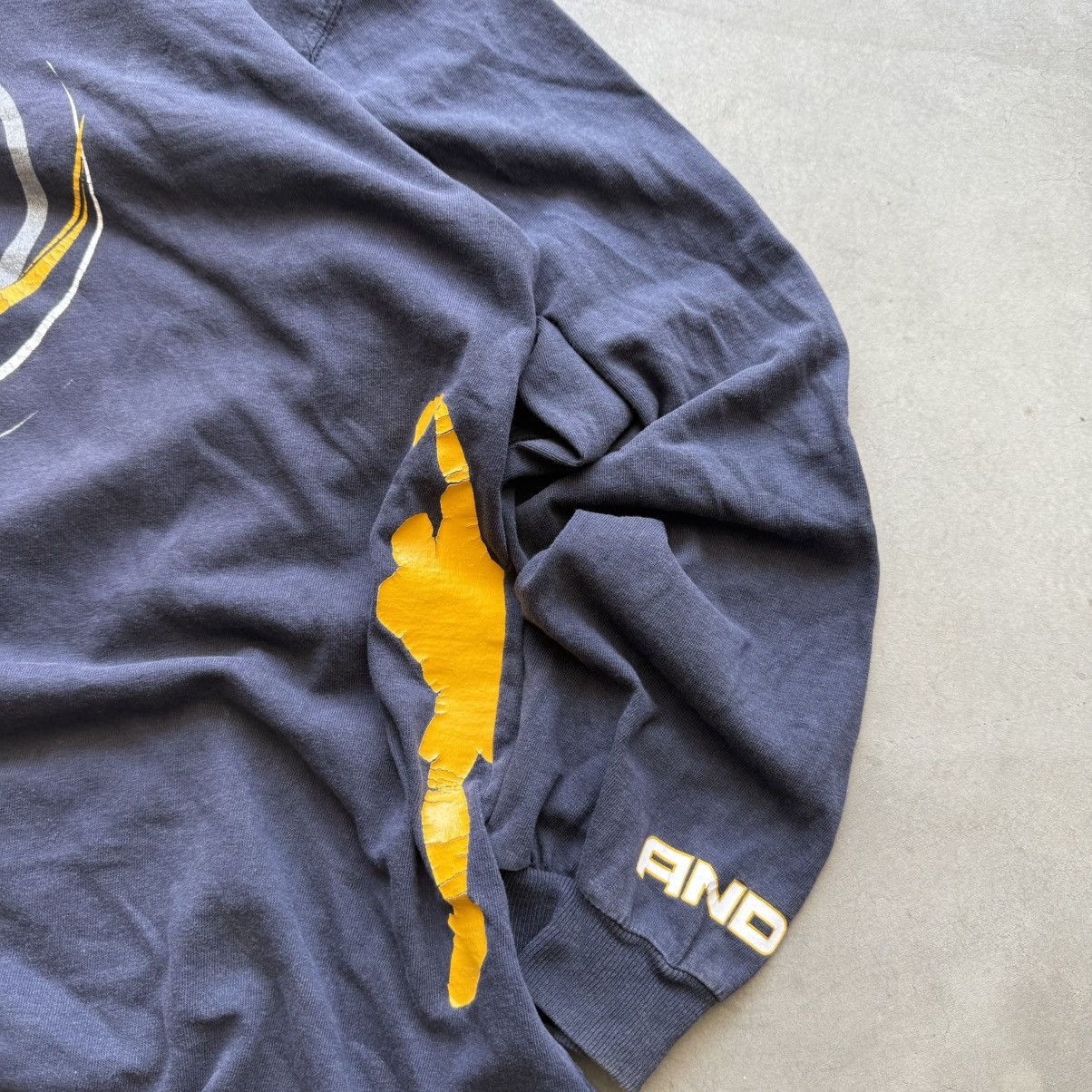 Vintage Vintage AND1 Y2K Navy Basketball Long Sleeve Tee Size US L / EU 52-54 / 3 - 2 Thumbnail