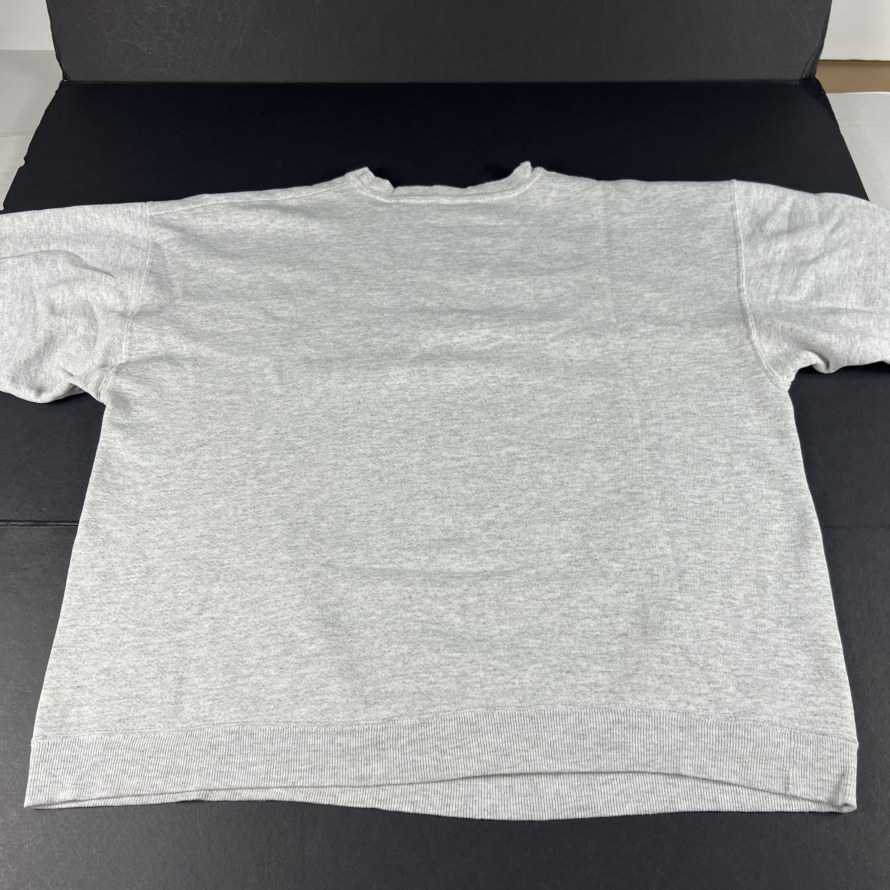 NCAA × Vintage VTG EIU Eastern Illinois Panthers Big Chest Logo Crewneck Size US L / EU 52-54 / 3 - 11 Thumbnail