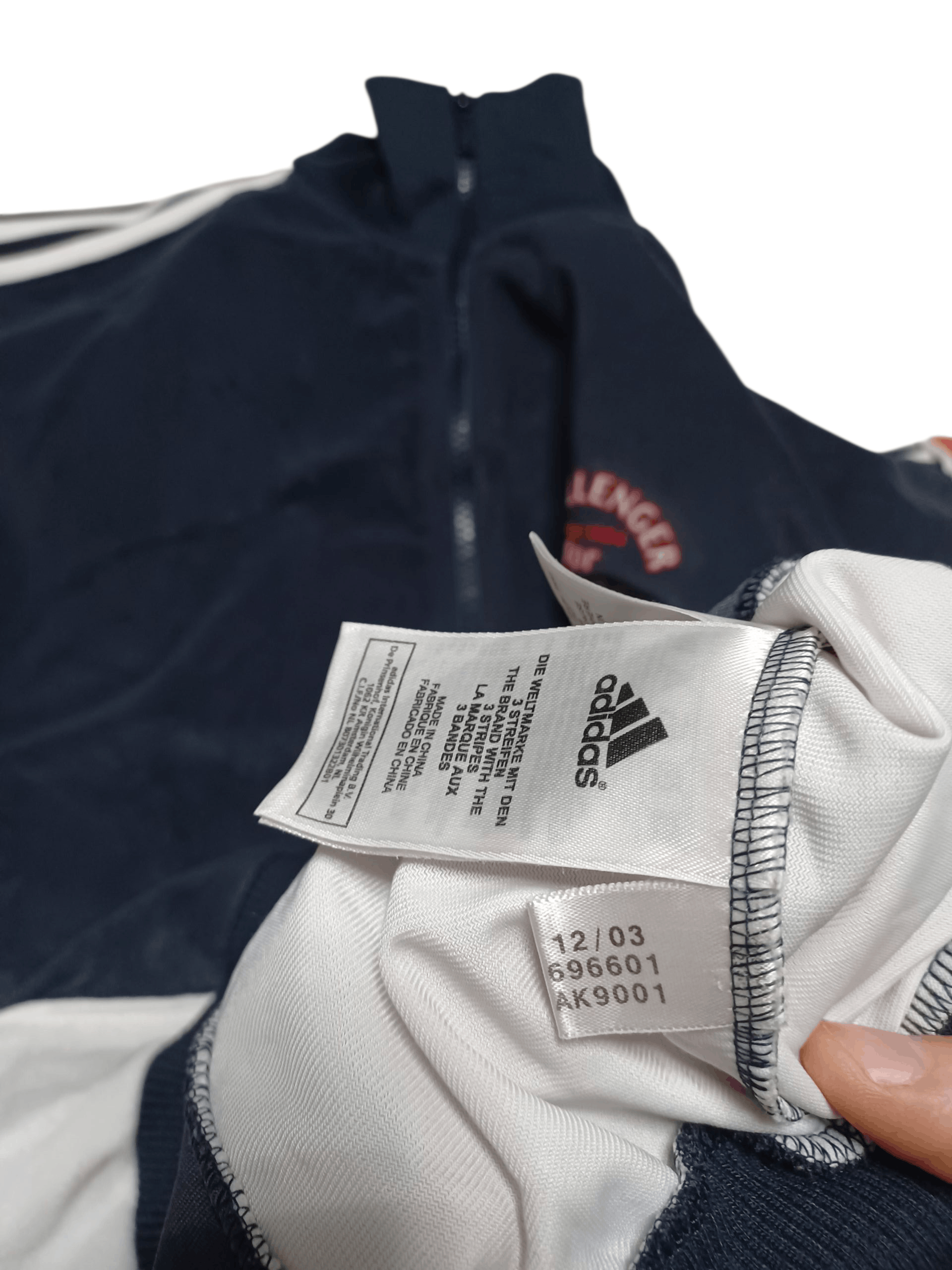 Adidas CHALLENGER ADIDAS VINTAGE 2003 VELOUR TRACK JACKET Size US M / EU 48-50 / 2 - 5 Thumbnail