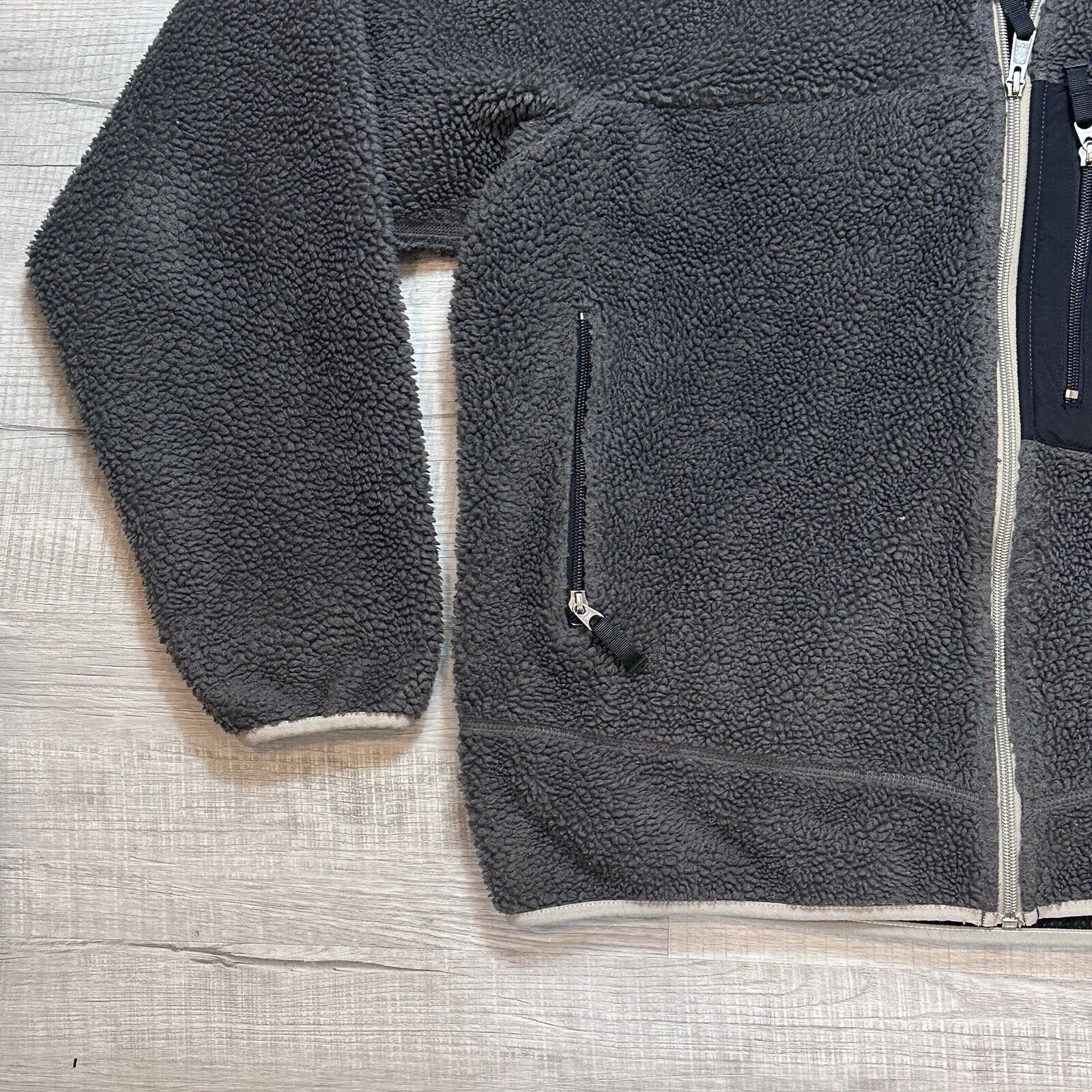 Patagonia Patagonia Mens Retro-X Cardigan Deep Pile Fleece Jacket Size US L / EU 52-54 / 3 - 2 Thumbnail