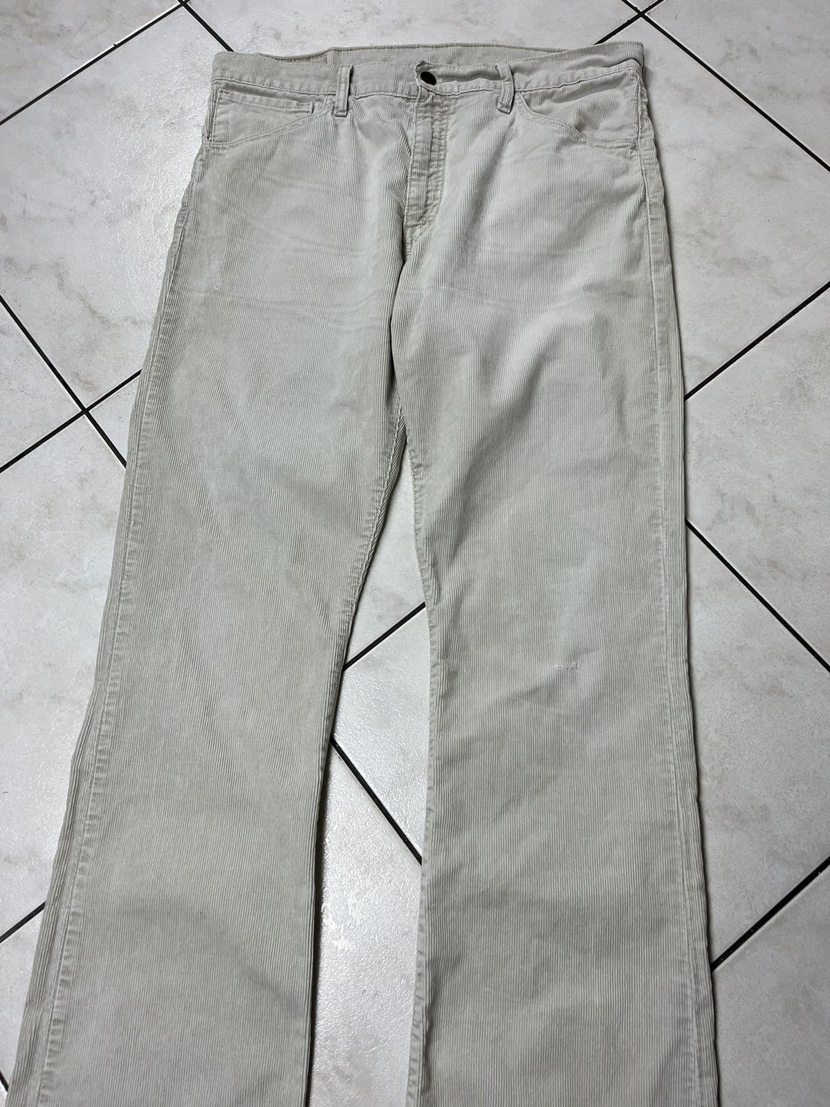 Levi's × Vintage Vintage Levi’s 507 flare corduroy cords y2k pants trousers Size US 34 / EU 50 - 4 Thumbnail