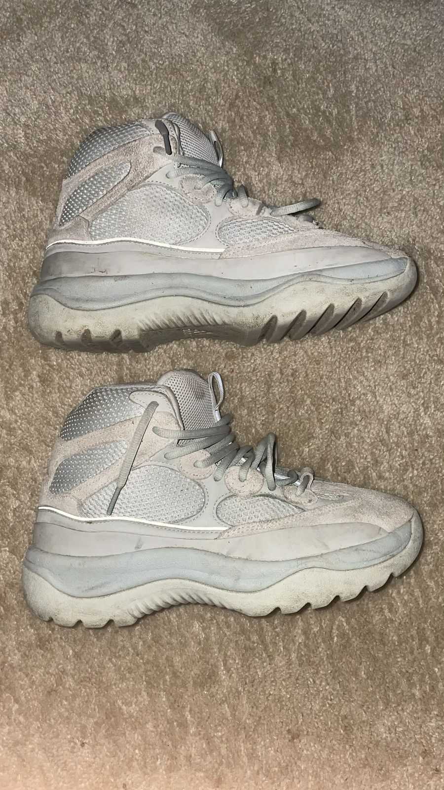 Yeezy Yeezy Boots Salt Size US 9.5 / EU 42-43 - 2 Thumbnail