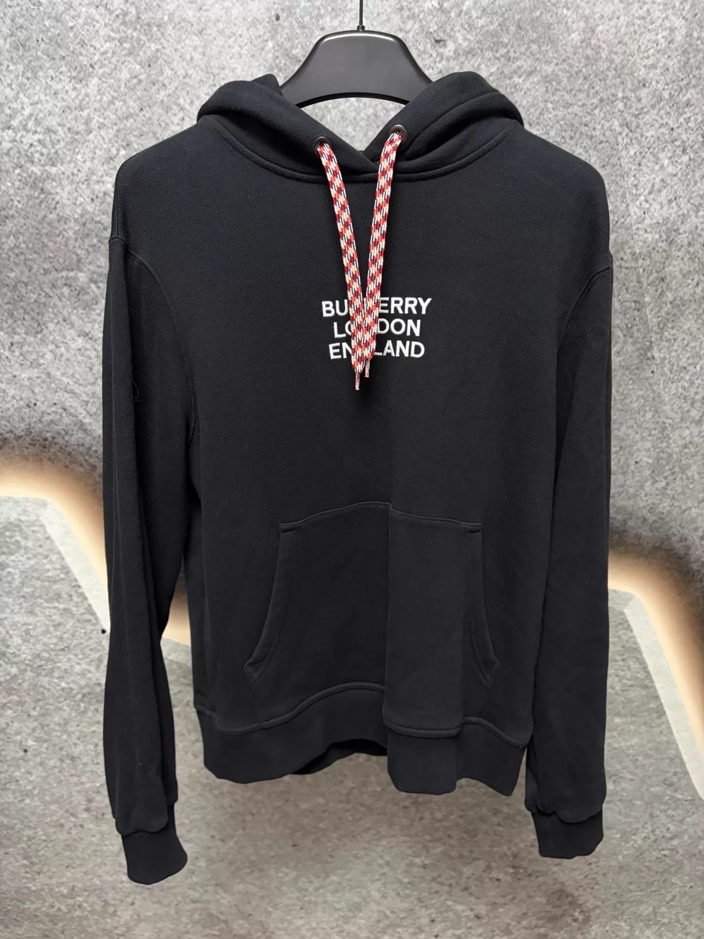 Burberry Burberry Hoodie S Black Cotton Like New Size S / US 4 / IT 40 - 1 Thumbnail