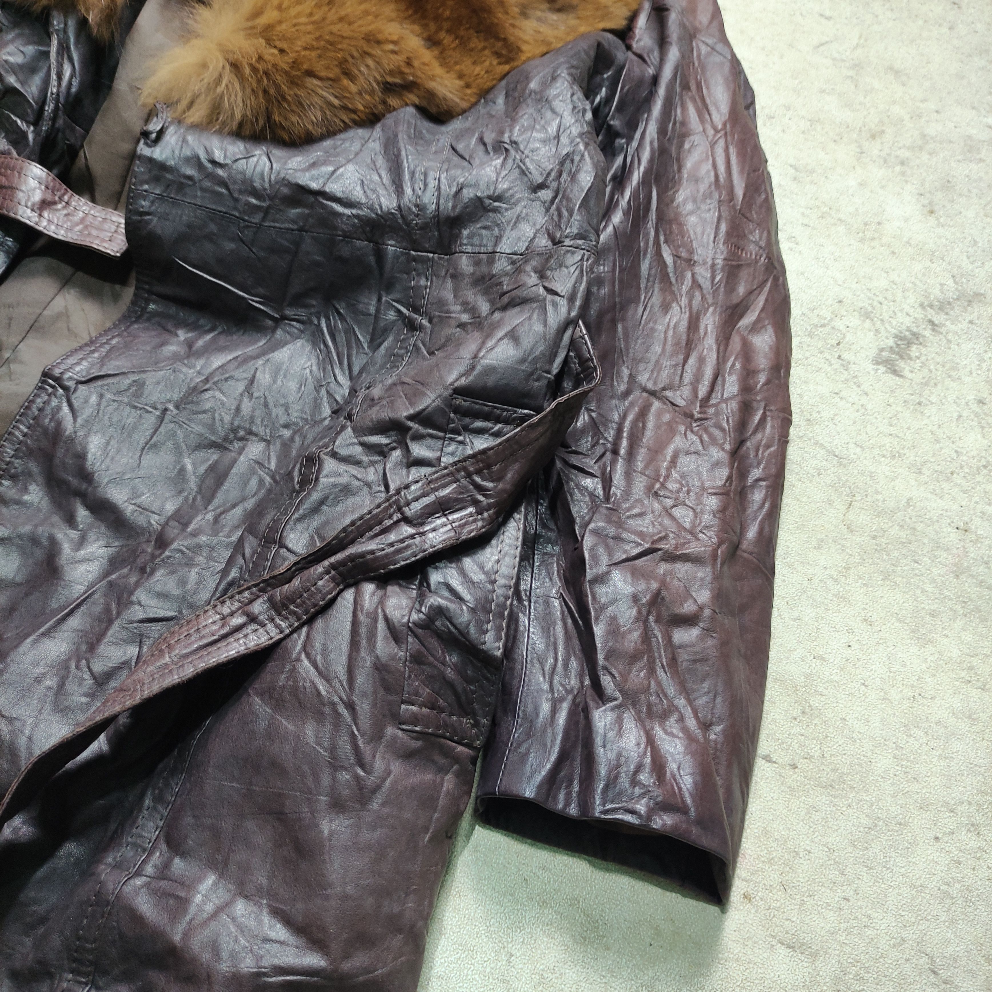 Japanese Brand Vintage 80s/90s Leather Fur Coat – Japanese Brand Size M / US 6-8 / IT 42-44 - 9 Thumbnail