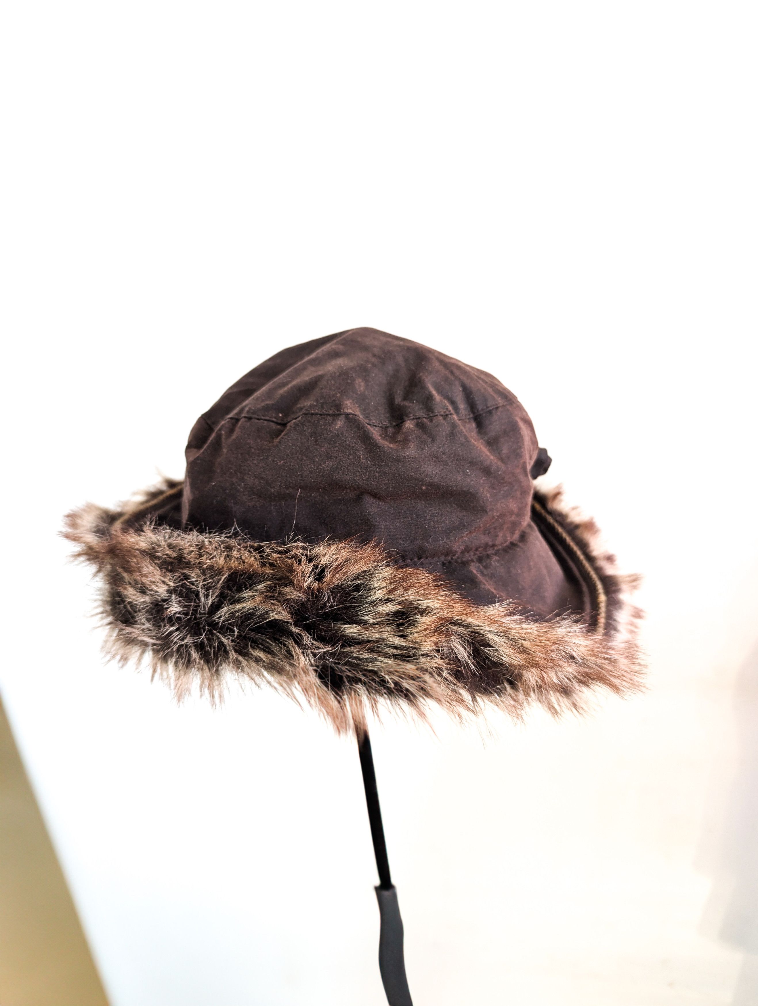 Barbour Barbour Waxed Fuzzy Bucket Hat Womens Wax Brown Fur Size ONE SIZE - 2 Thumbnail
