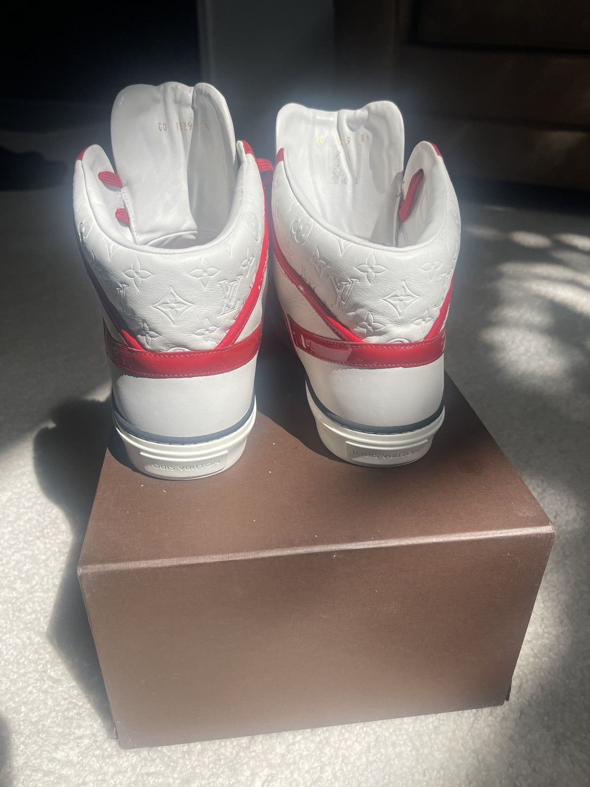 Louis Vuitton 2009 LOUIS VUITTON Calfskin Patent Tower High Top Sneakers Size US 8.5 / EU 41-42 - 2 Thumbnail