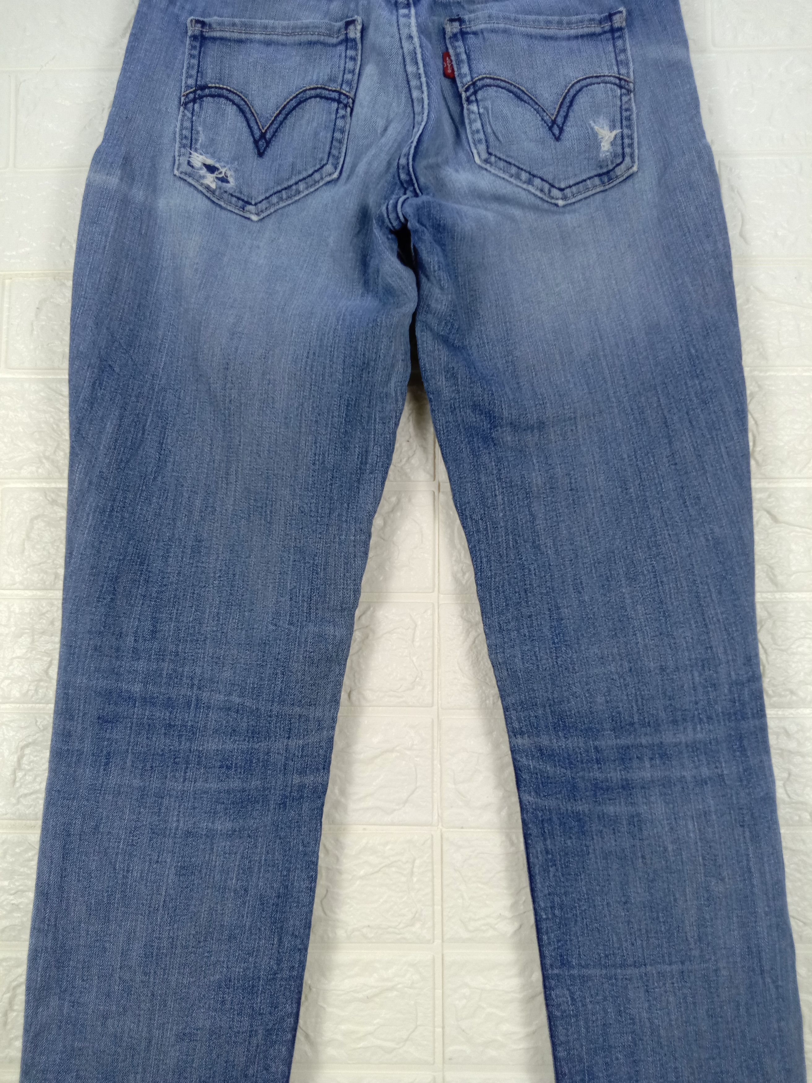 Levi's Vintage Levi's 528 Curvy Cut Jeans Size 26" / US 2 / IT 38 - 7 Thumbnail