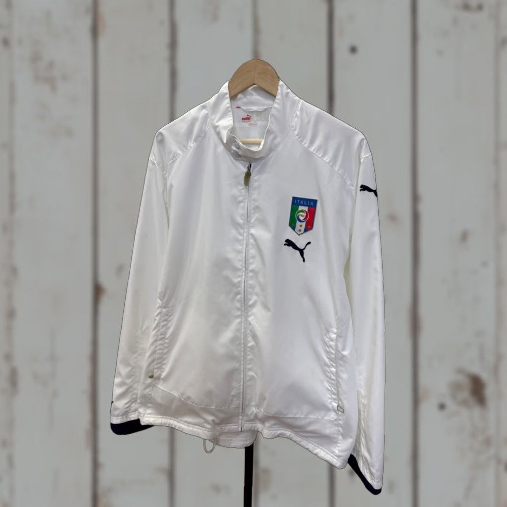 Puma VINTAGE Puma Italy Soccer Jersey Zip Jacket Retro Rare XL White Mens Jacket Size US XL / EU 56 / 4 - 1 Thumbnail