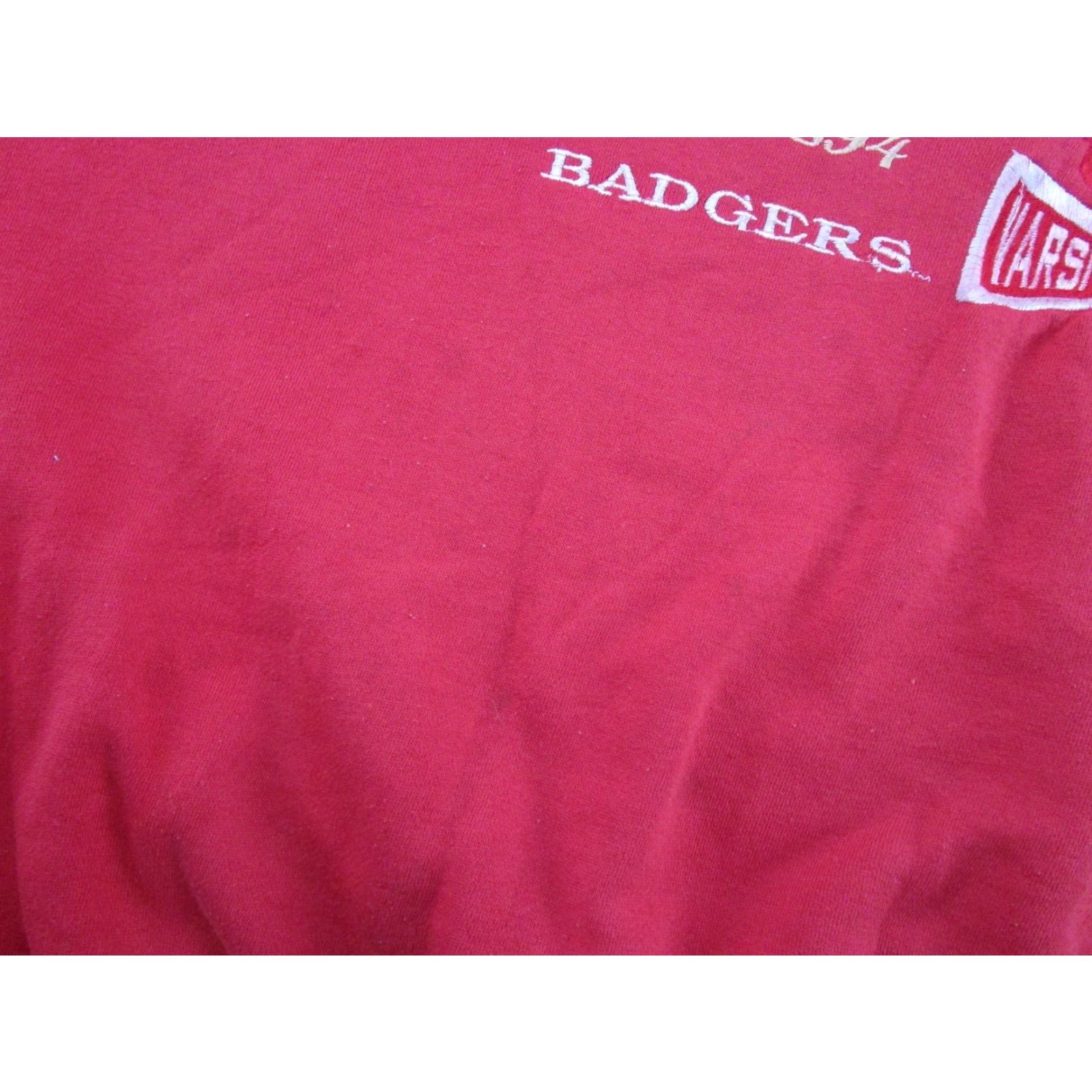 Vintage VINTAGE Wisconsin Badgers Embroidered Sweatshirt XL Red Men Crew Neck Pullover 90s Sports Accents: Embroidered Size US XL / EU 56 / 4 - 5 Thumbnail