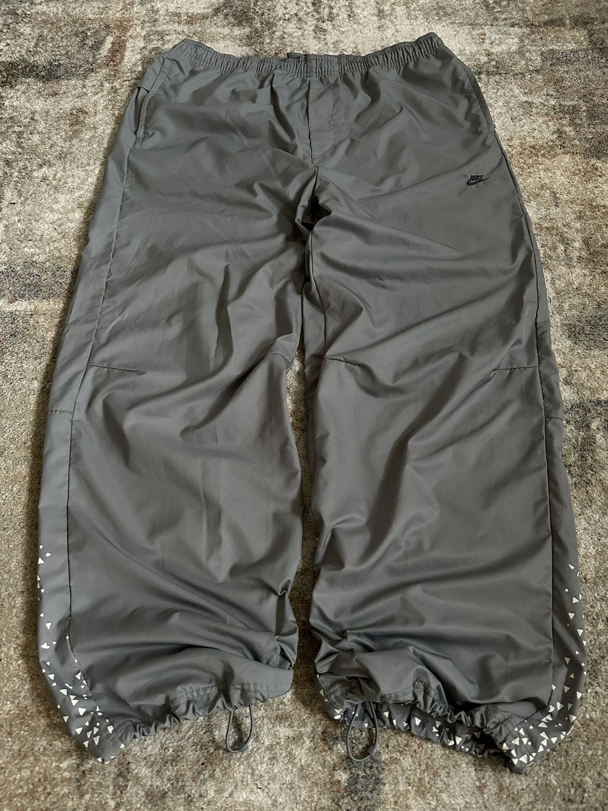 Japanese Brand × Nike 🔥 Rare Nike TN Air Y2K Track Pants Drill Parachute Grey Size US 35 - 1 Thumbnail