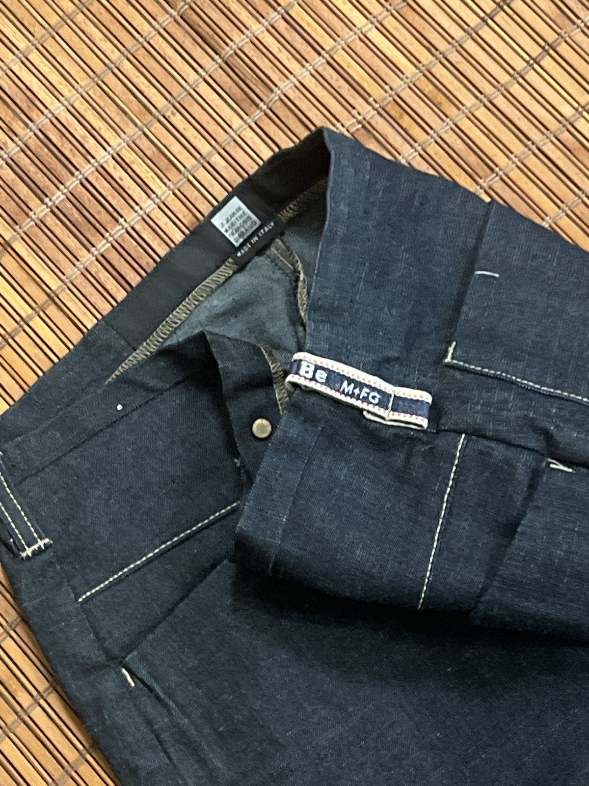 Marithe + Francois Girbaud Marithe & girbaud Dark blue wash straight leg denim jeans Size 29" - 7 Thumbnail