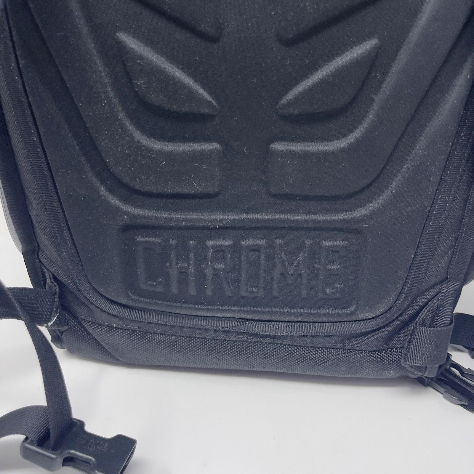 Chrome Industries Chrome Industries Niko Camera Backpack 3.0 Bag 18" Laptop Size ONE SIZE - 7 Thumbnail