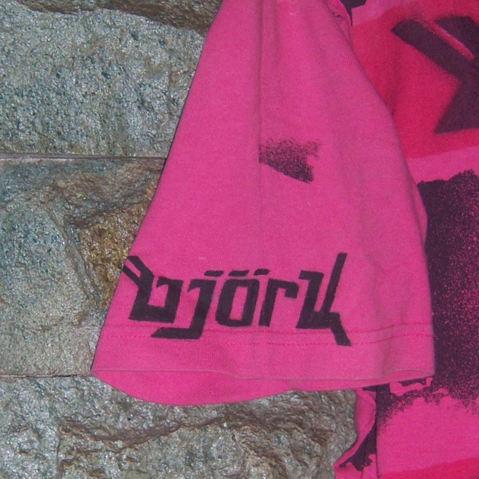 Band Tees × Handmade 1 of 1 Bjork T shirt Handmade Size US L / EU 52-54 / 3 - 5 Thumbnail