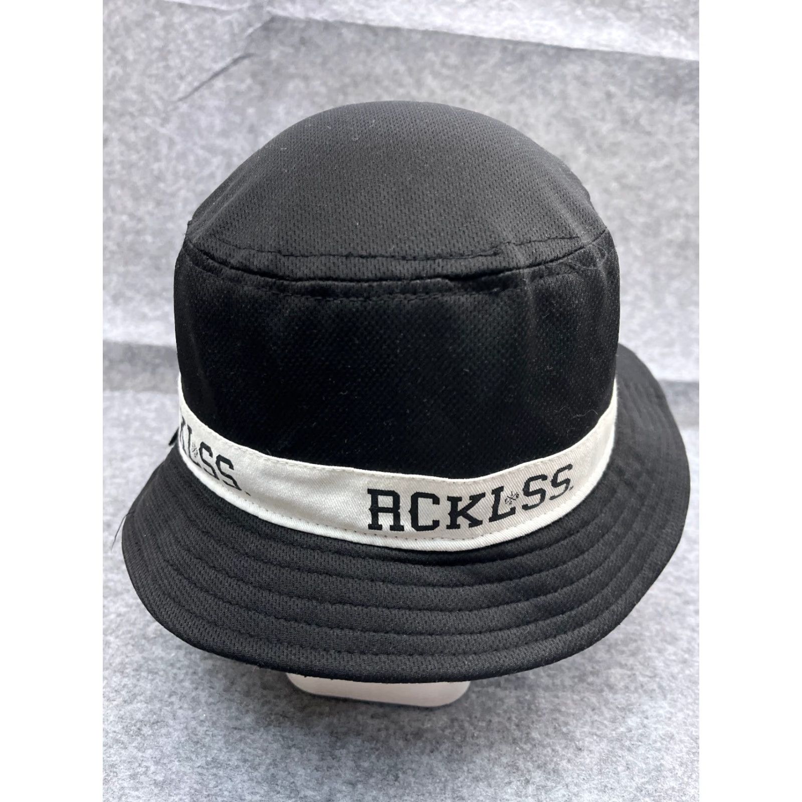 Vintage Young & Reckless Bucket Hat Black 100% Polyester Adult One Size Beach Outdoor Size ONE SIZE - 7 Thumbnail