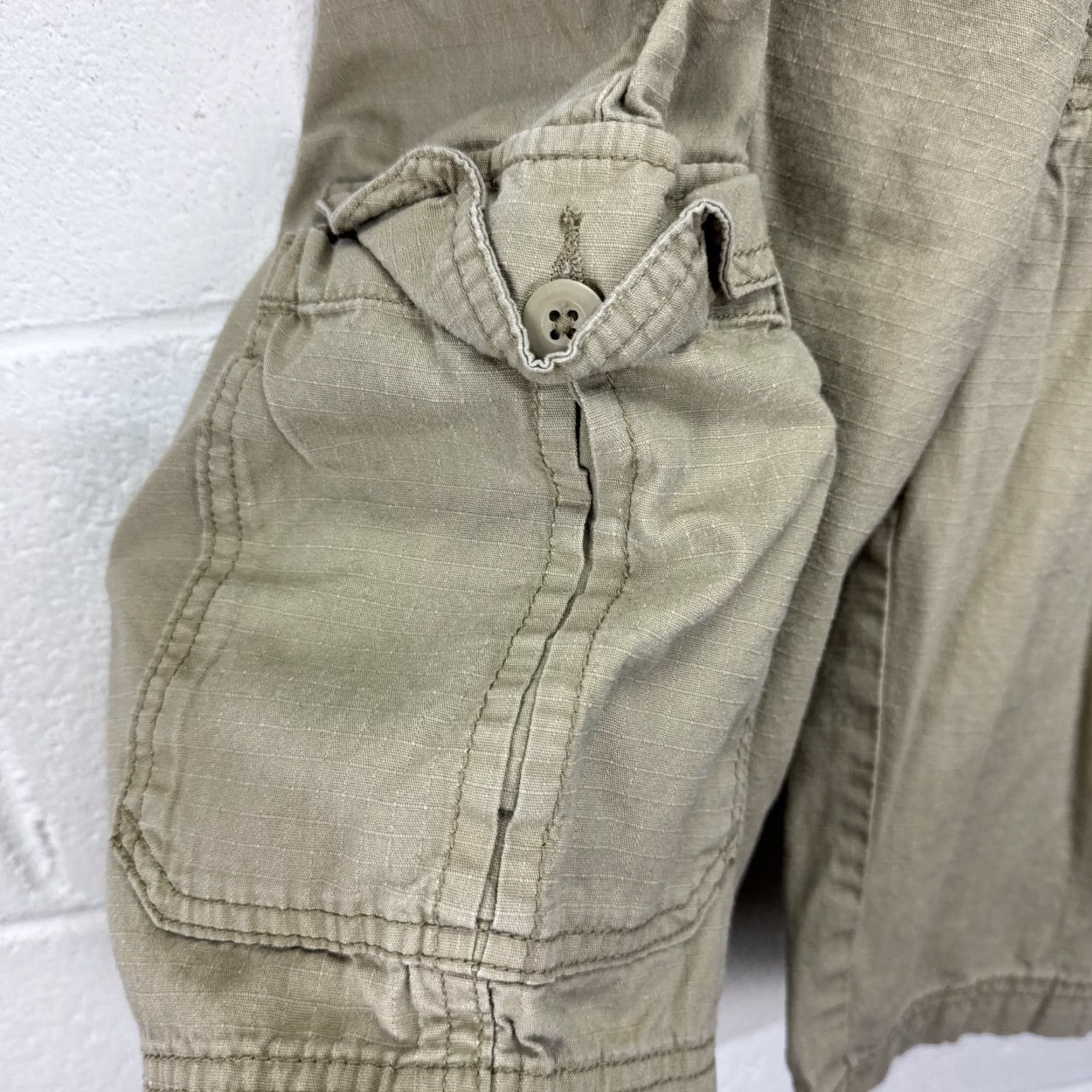 Vintage VINTAGE Wearfirst Mens Cargo Shorts Sz 34 Lightweight Microfiber Casual Outdoor Hiking Utility Beige Men Size US 34 / EU 50 - 7 Thumbnail