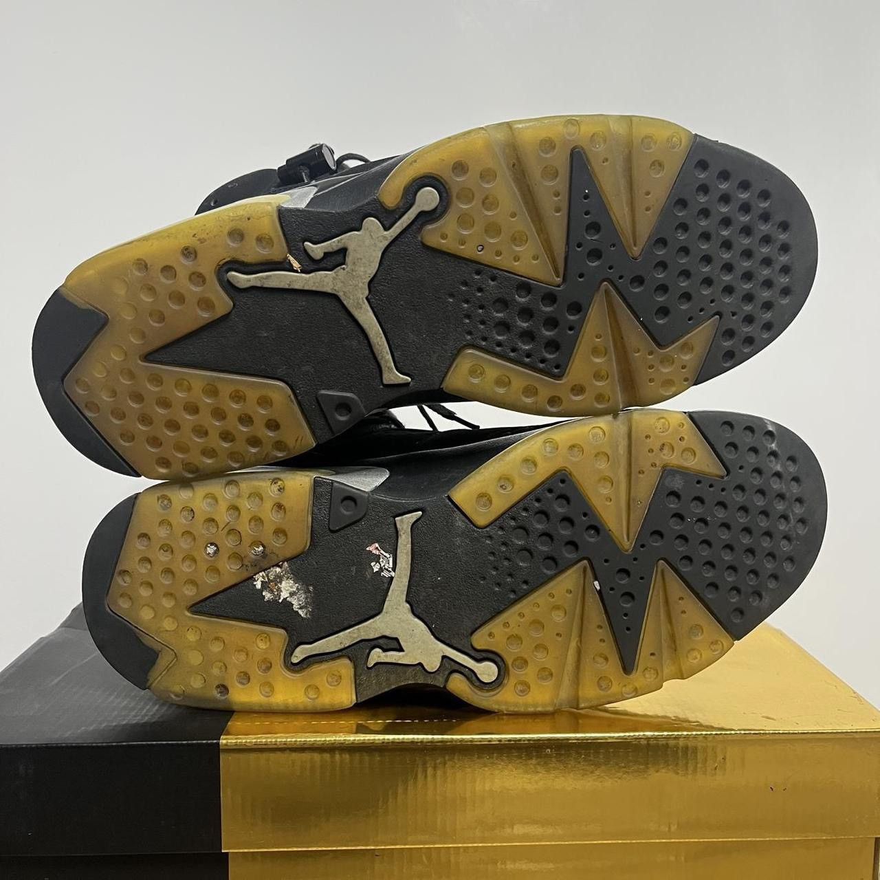 Jordan Brand 2022 jordan 6 chrome Size US 10 / EU 43 - 6 Thumbnail