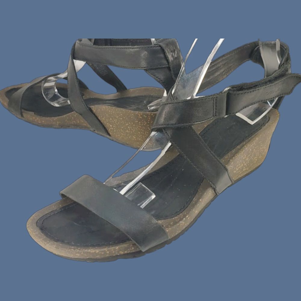 Teva Teva Cabrillo Black Leather Strap Wedge Sandals Women Size 9M EU 40 S/N 1007732 Size US 9 / IT 39 - 1 Thumbnail