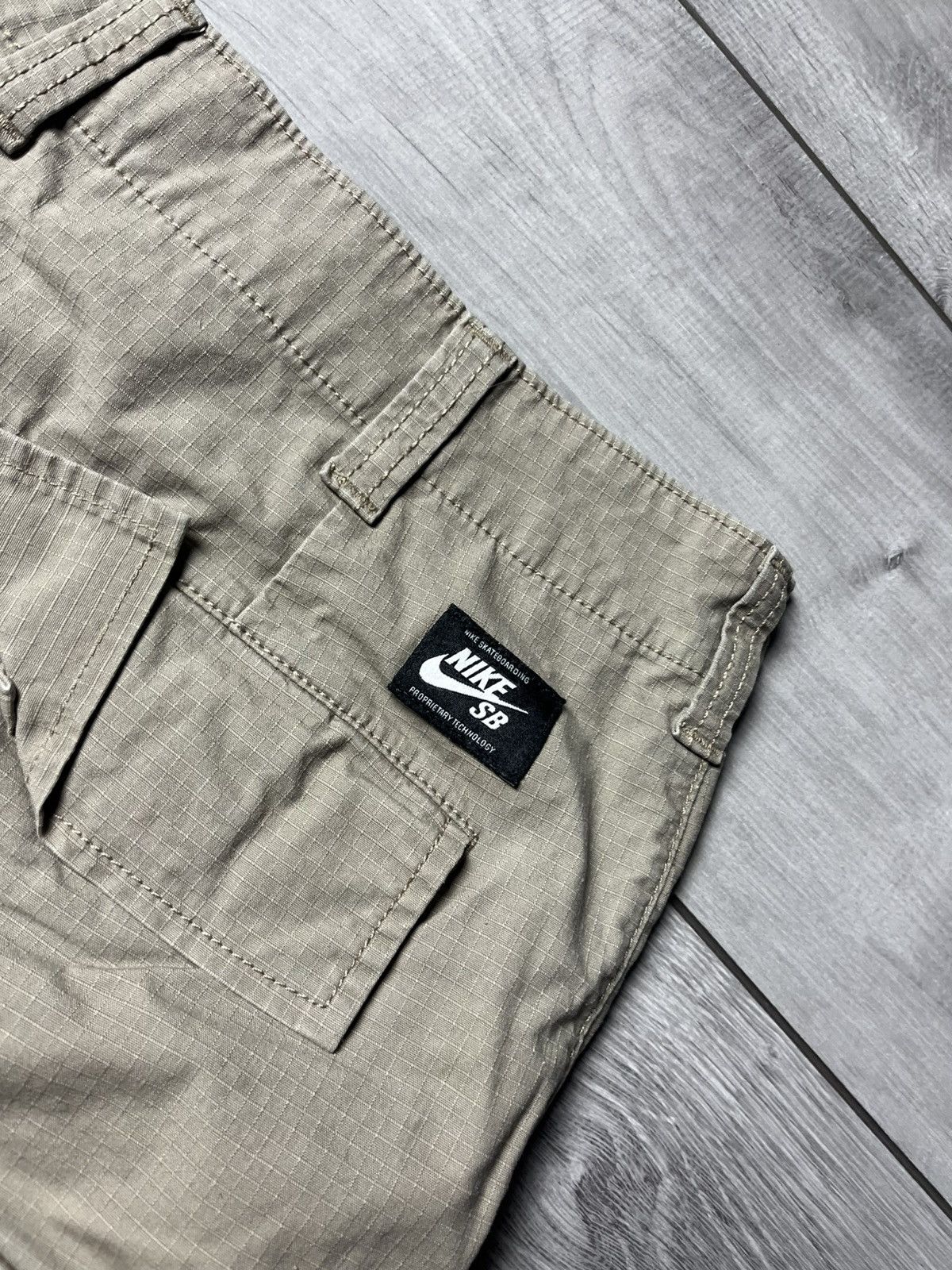 Nike Nike sb cargo shorts size Medium Size US 30 / EU 46 - 4 Thumbnail